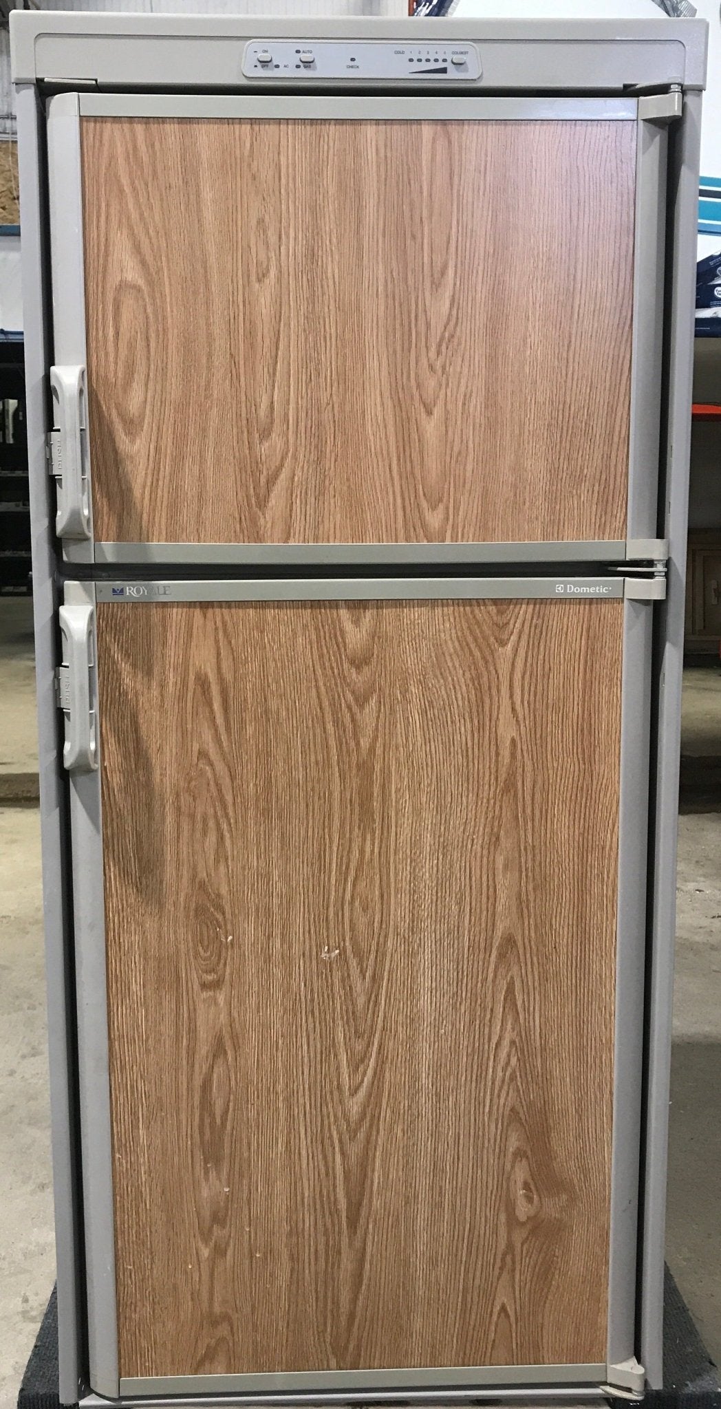 Used Complete Dometic Fridge, 2 - WAY - RM3662 - Young Farts RV Parts