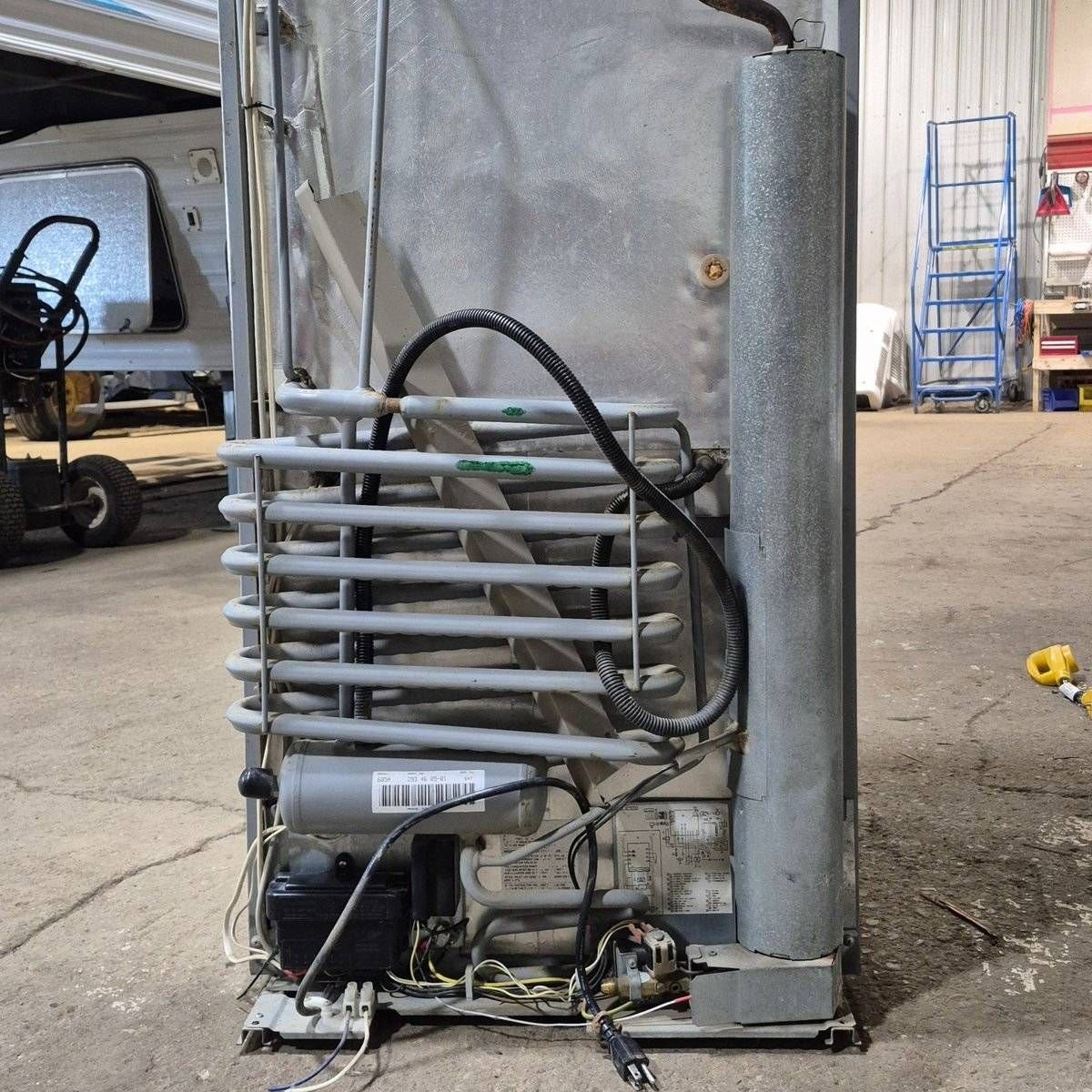 Used Complete Dometic Fridge, 2 - Way - RM3662 - Young Farts RV Parts