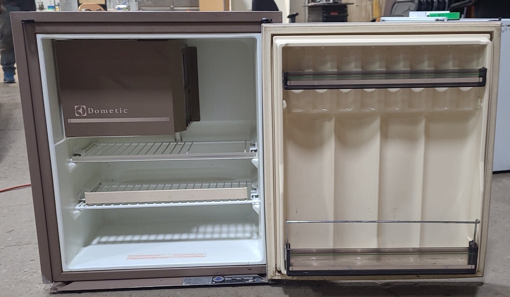 Used Complete Dometic RM2200A Fridge 3-WAY - Young Farts RV Parts