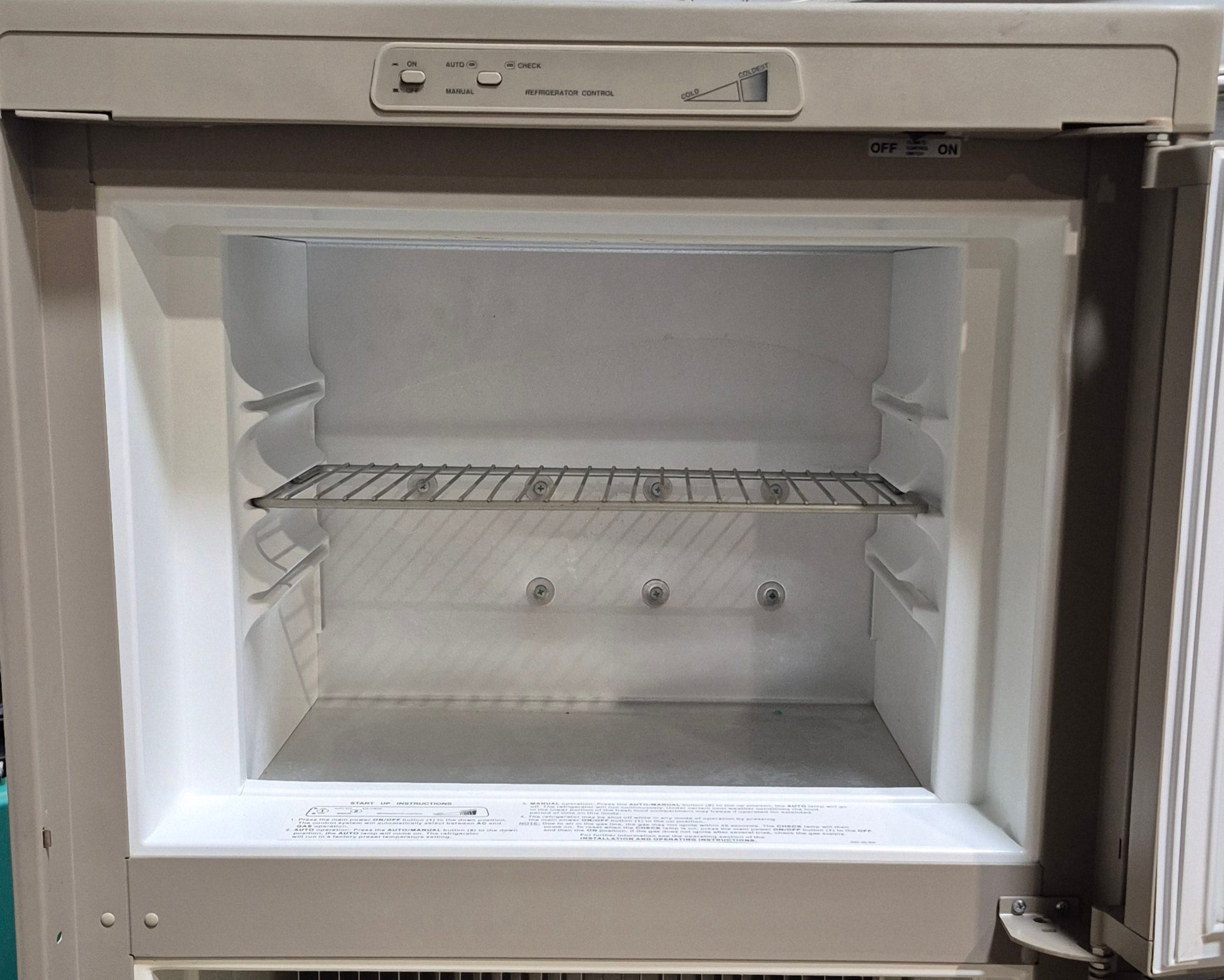 Used Complete Dometic RM2652 Fridge 2 - WAY - Young Farts RV Parts