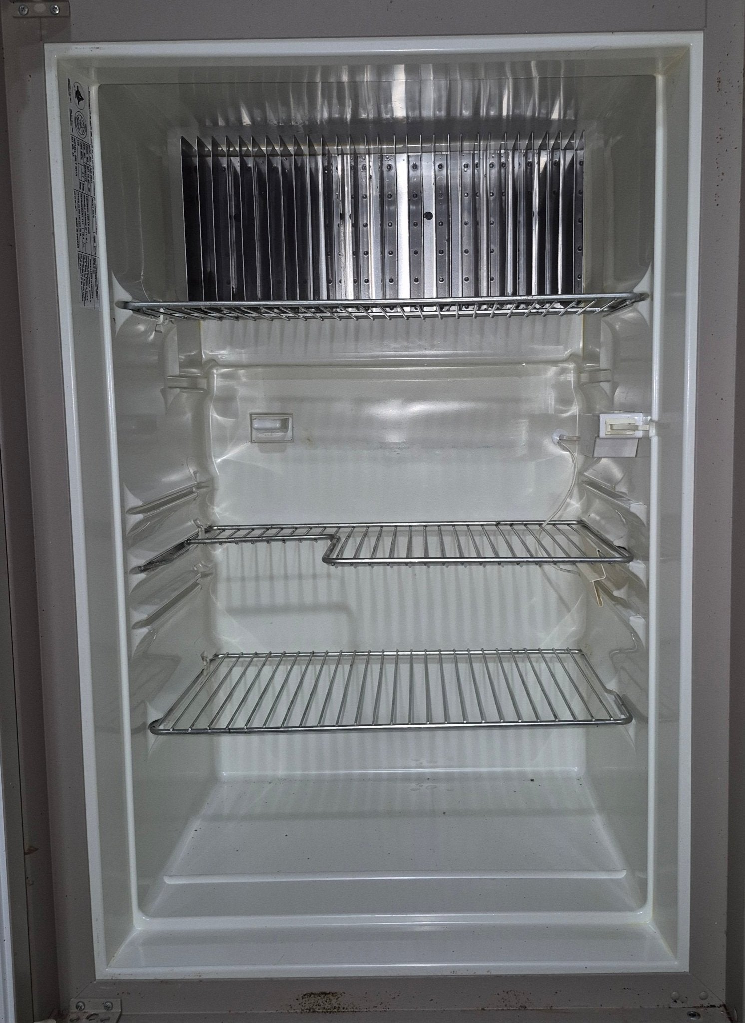 Used Complete Dometic RM2652 Fridge 2 - WAY - Young Farts RV Parts