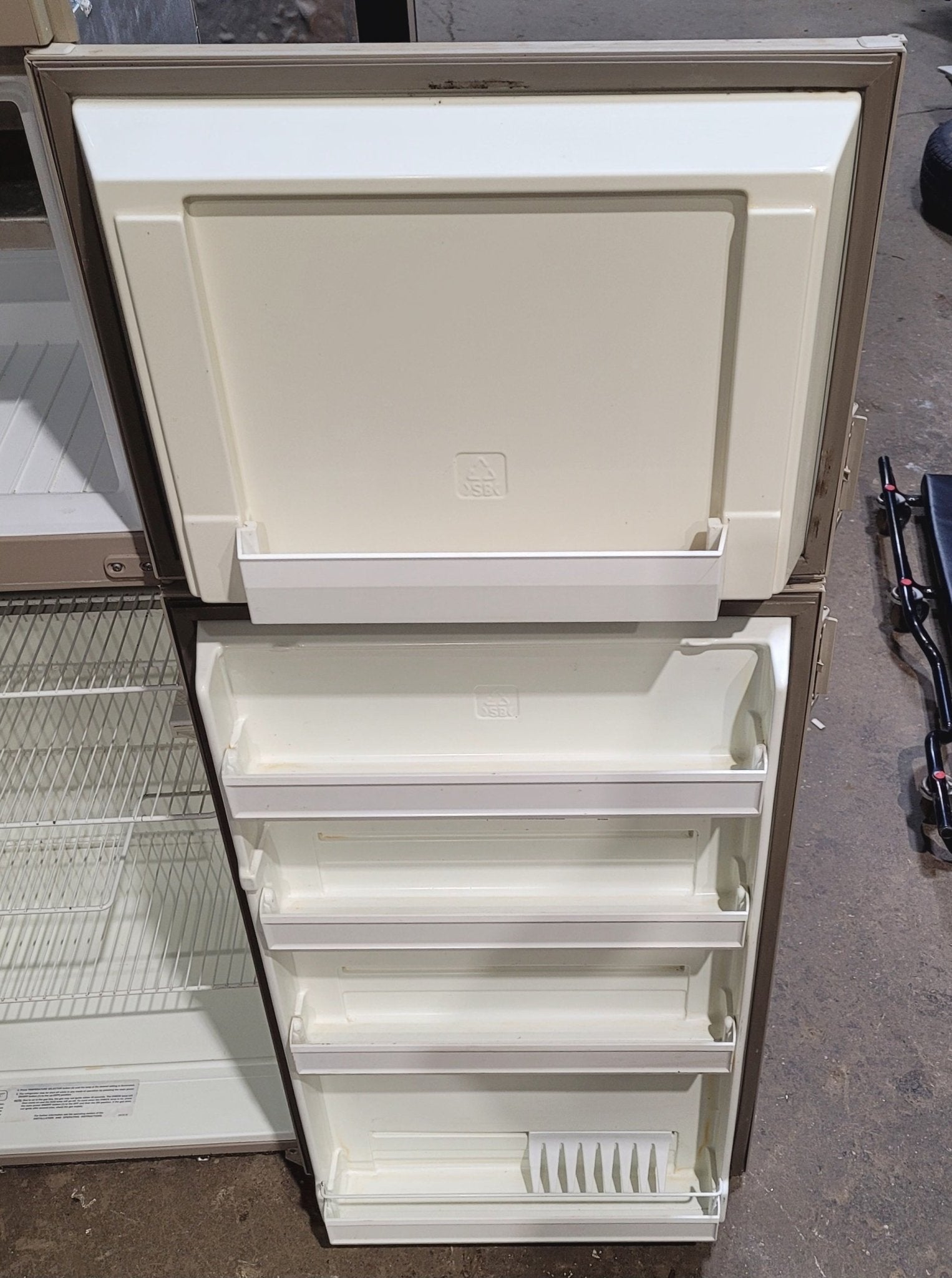 Used Complete Dometic RM2820 Fridge 2 - Way - Young Farts RV Parts