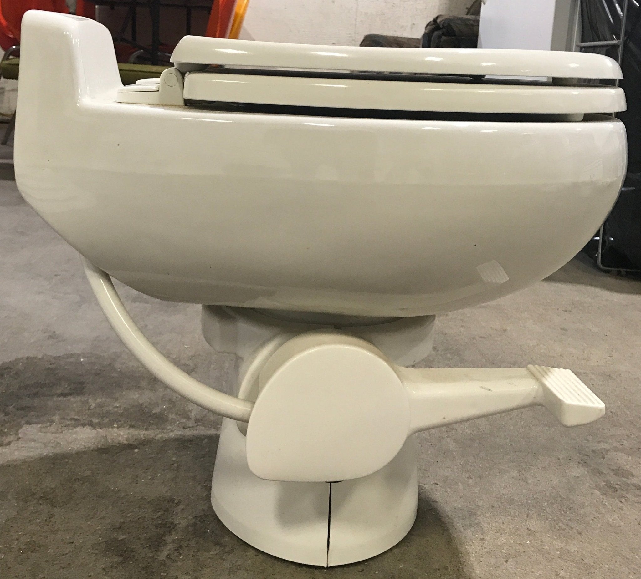 Used Complete Dometic Sealand Traveler Toilet, Foot Flush - 510+ - Young Farts RV Parts