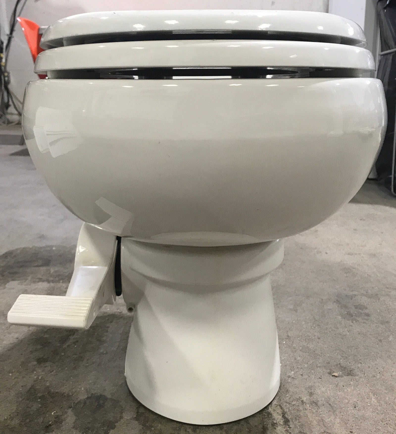 Used Complete Dometic Sealand Traveler Toilet, Foot Flush - 510+ - Young Farts RV Parts