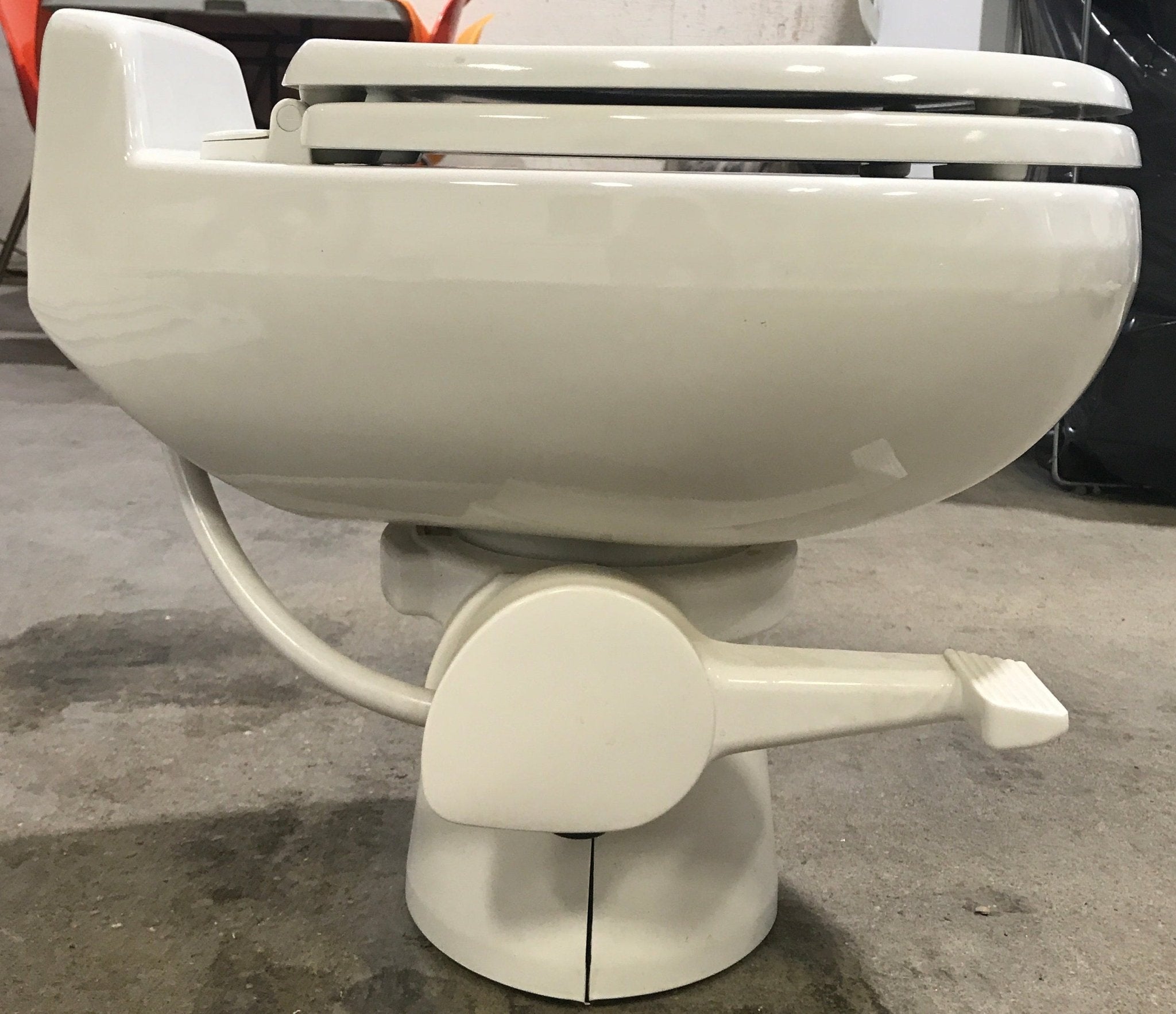 Used Complete Dometic Sealand Traveler Toilet, Foot Flush - 510+ - Young Farts RV Parts