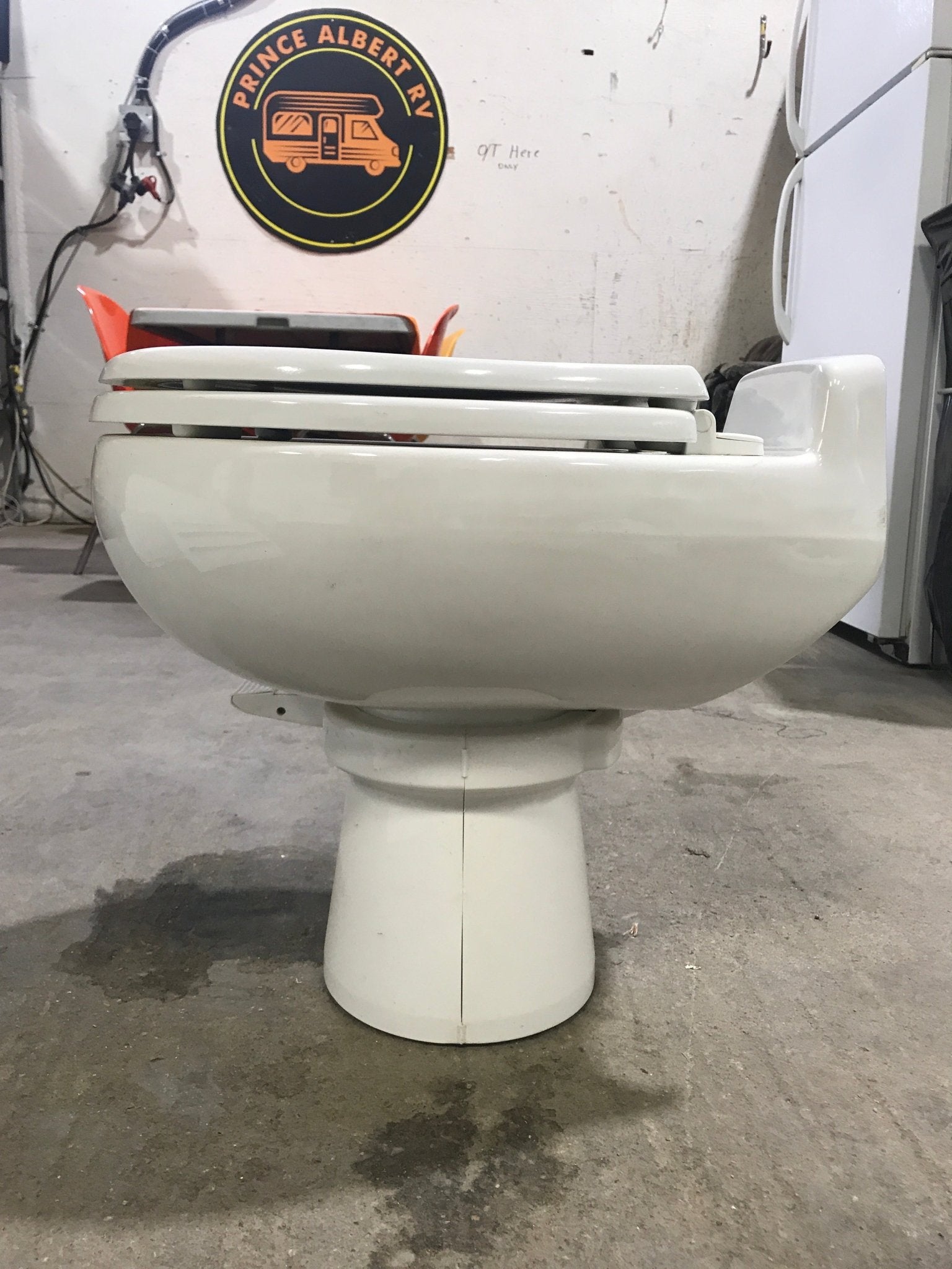 Used Complete Dometic Sealand Traveler Toilet, Foot Flush - 510+ - Young Farts RV Parts