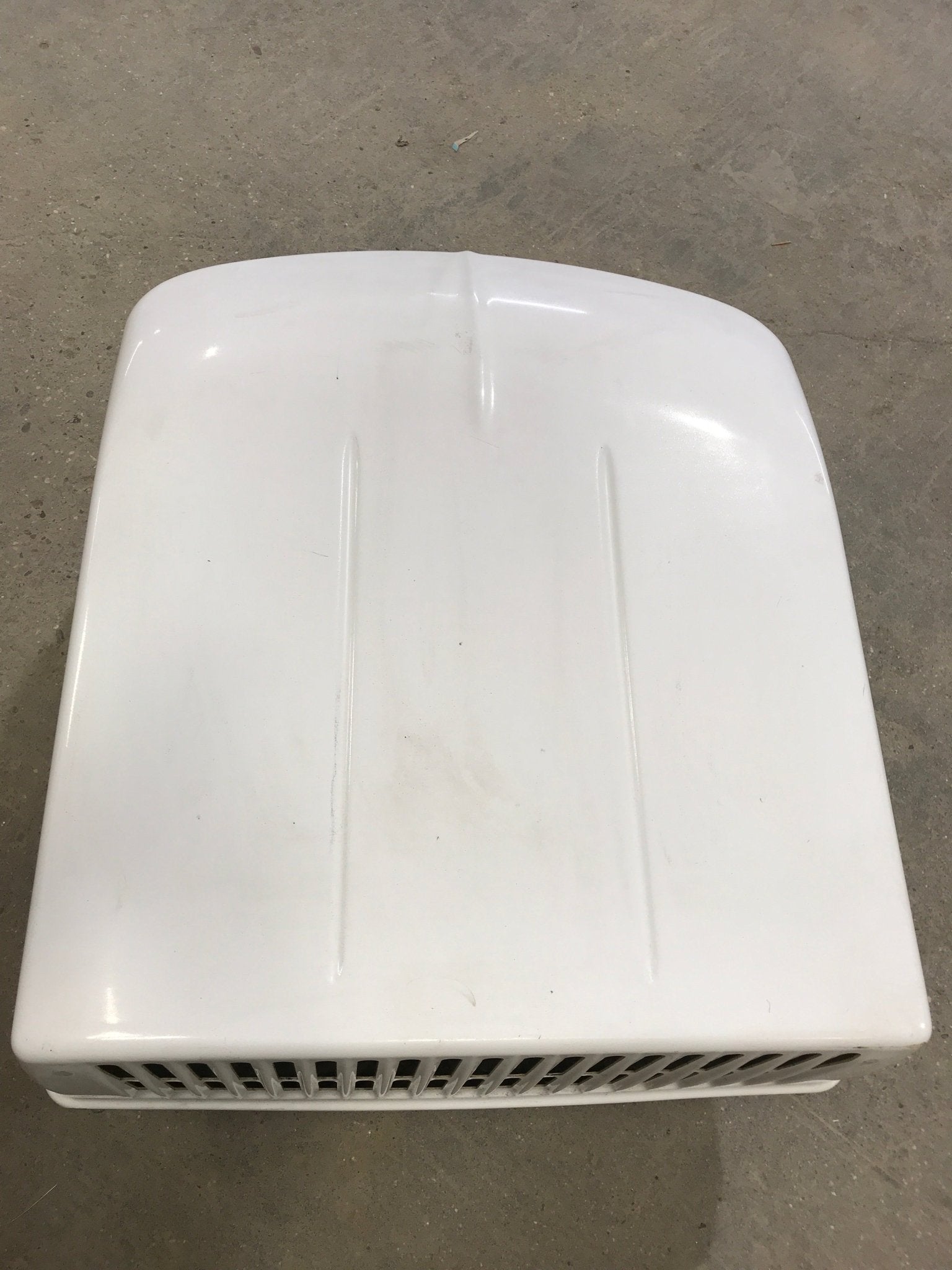 Used Complete Duo - Therm Air conditioner Head Unit 57915.331 - 13500BTU Cool Only - Young Farts RV Parts