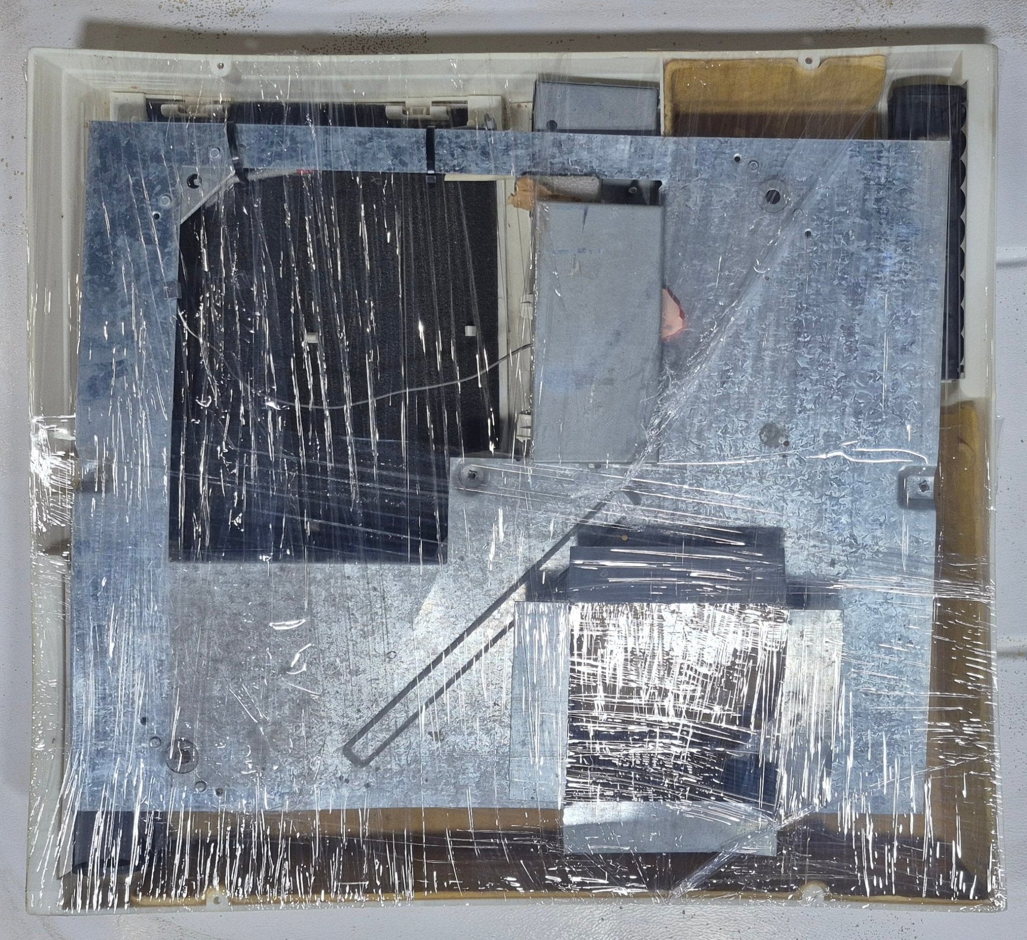 Used Complete Duo - Therm Air conditioner Head Unit 57915.531 - 13000 BTU Cool Only - Young Farts RV Parts