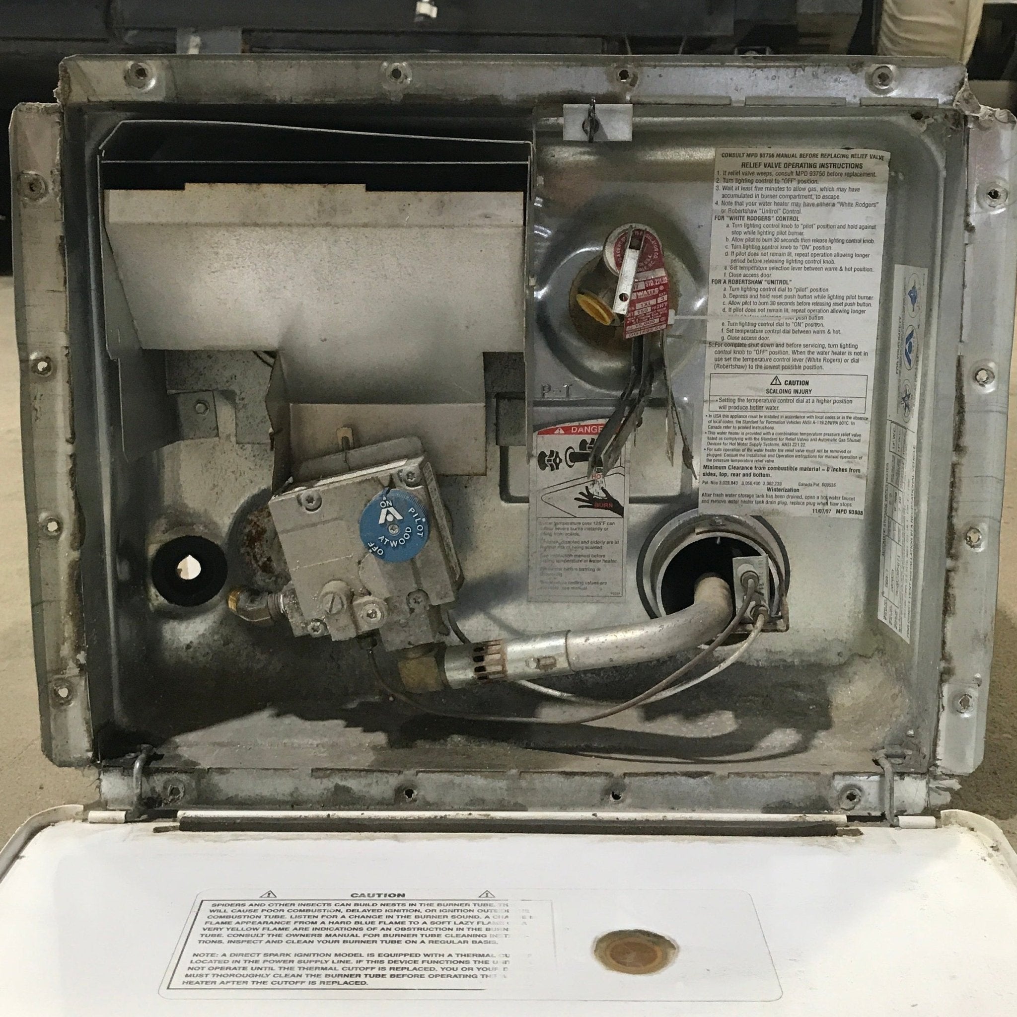 Used Complete G6A - 7 Atwood Hot Water Heater 6 Gal. - Young Farts RV Parts