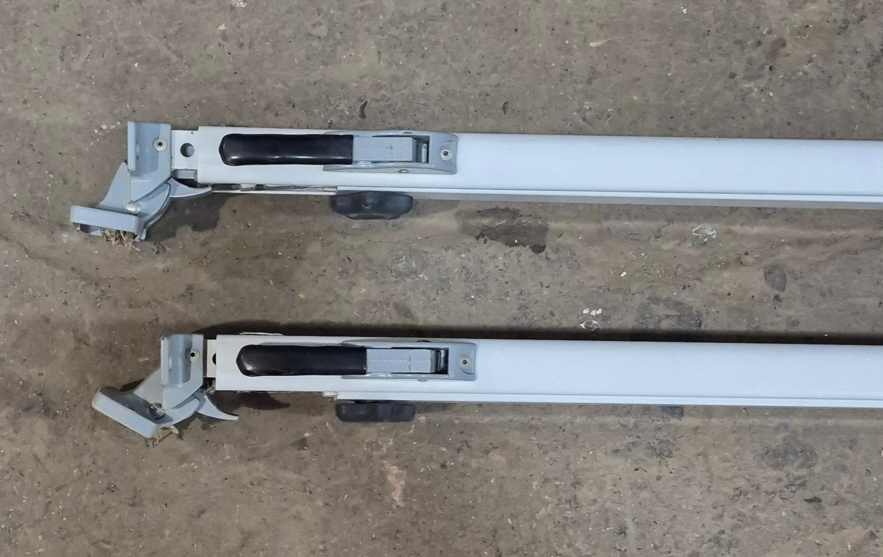 Used Complete Manual Awning Dometic / A&E 7' NO Canvas - Young Farts RV Parts