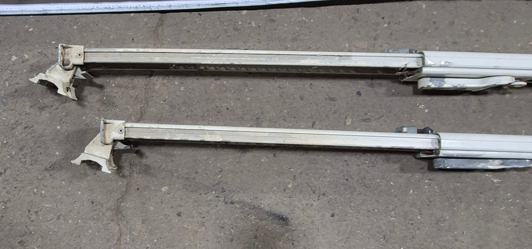 Used Complete Manual Awning Old Style Norseman Sunburst 14' Used Canvas - Young Farts RV Parts