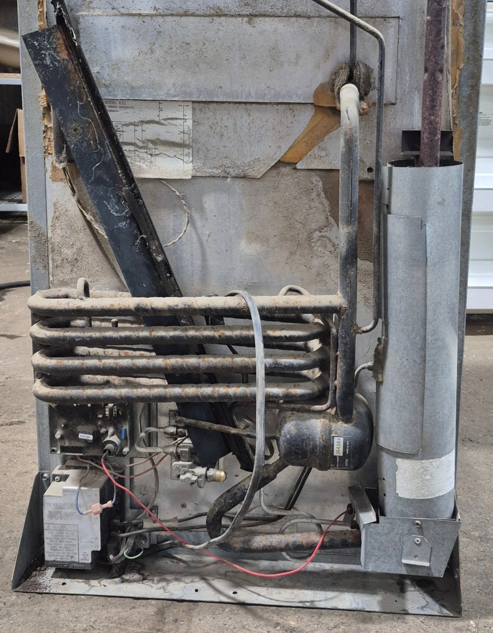 Used Complete Norcold 6052 Fridge 2 - Way - Young Farts RV Parts