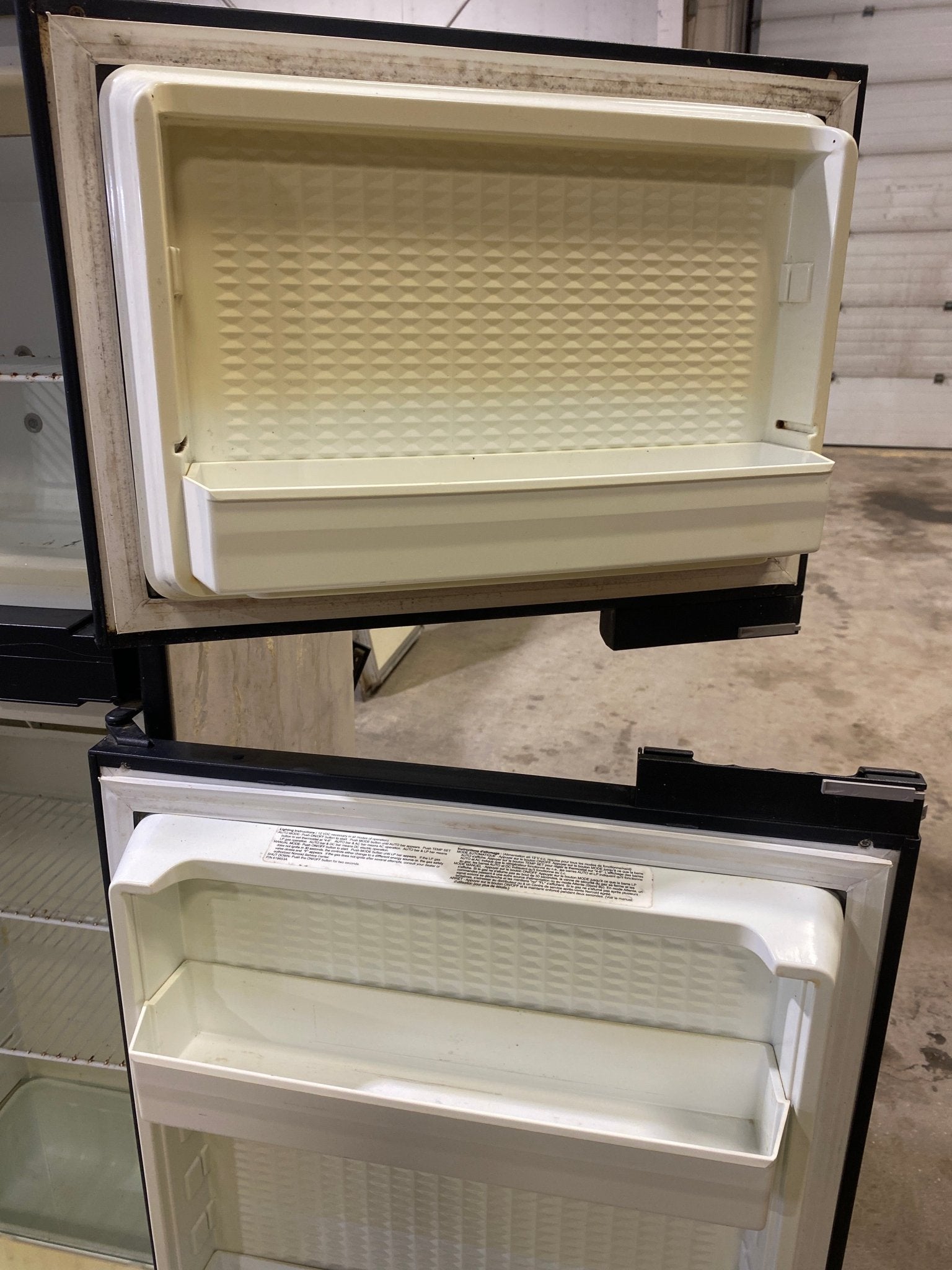 Used Complete Norcold N821 Fridge 2 - Way - Young Farts RV Parts