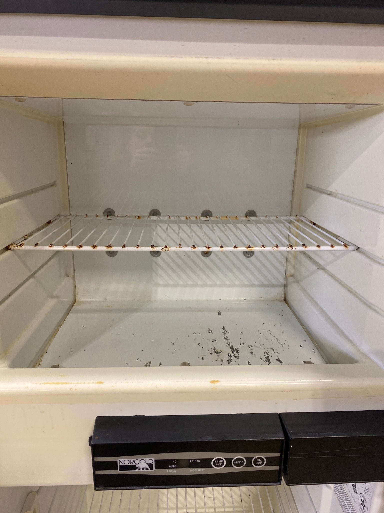 Used Complete Norcold N821 Fridge 2 - Way - Young Farts RV Parts