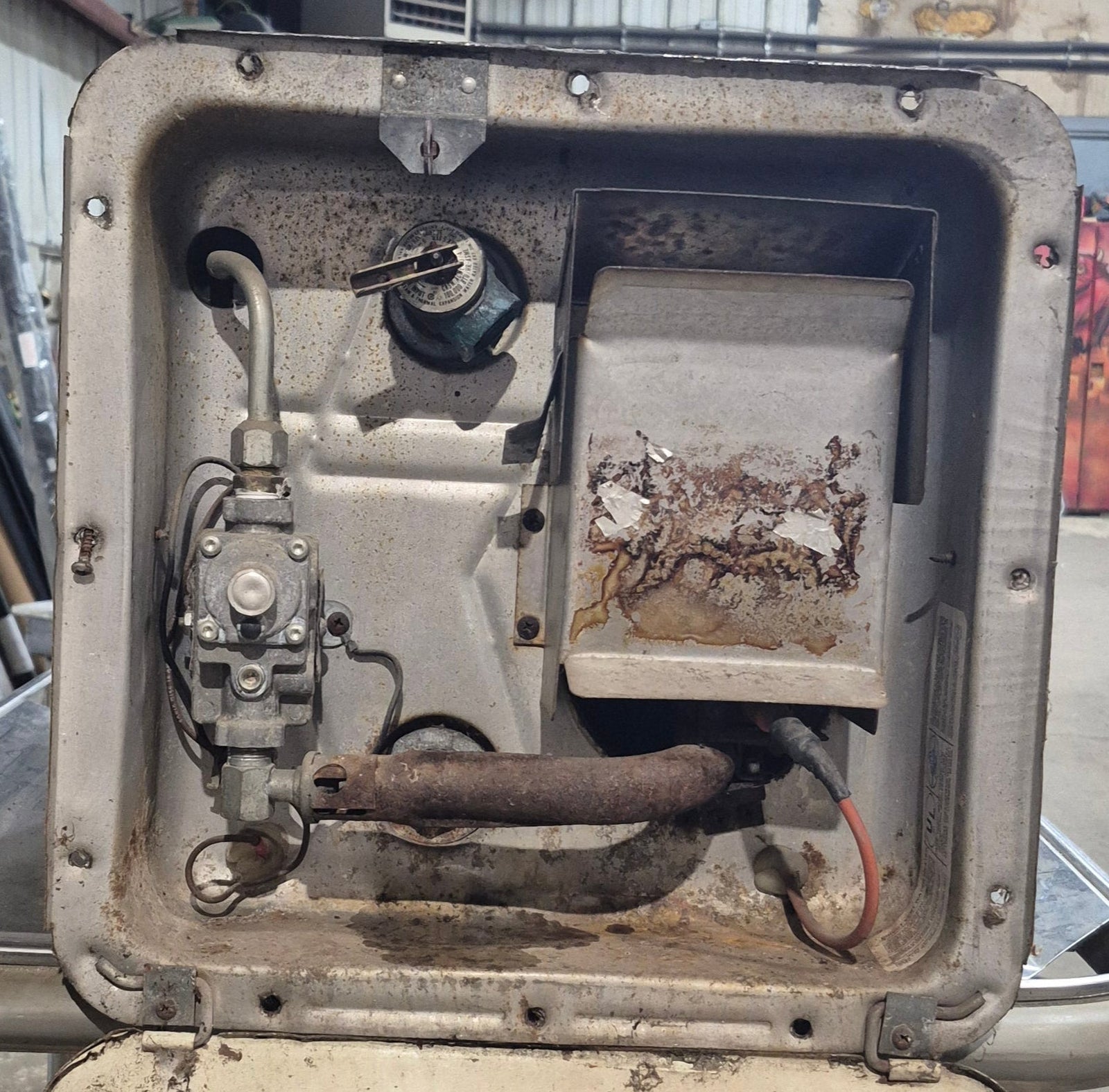 Used Complete Old Style 6 - ARV Hot Water Heater 6 Gal. - Young Farts RV Parts