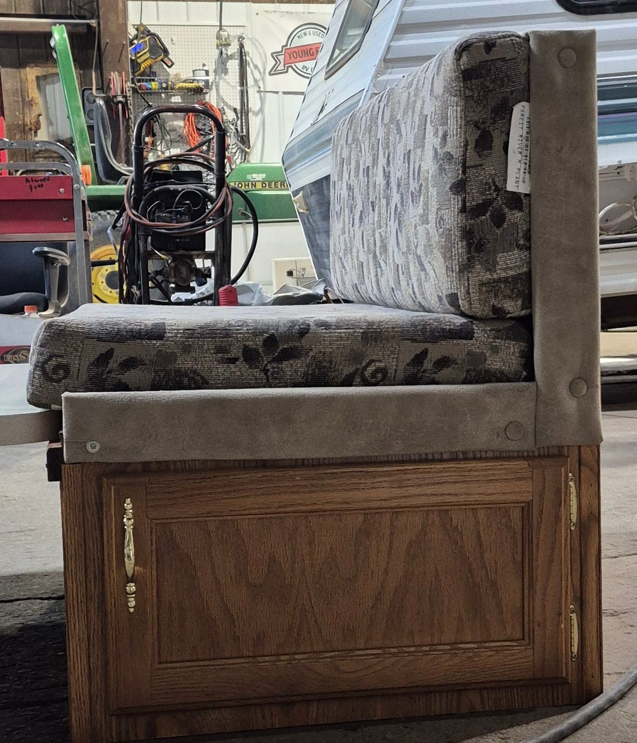 Used Complete RV Dinette Set - 40 1/4” D x 75