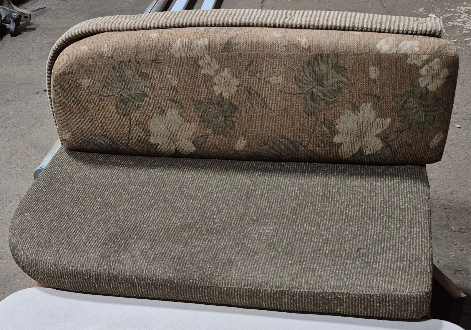 Used Complete RV Dinette Set - 41 1/2” D x 77