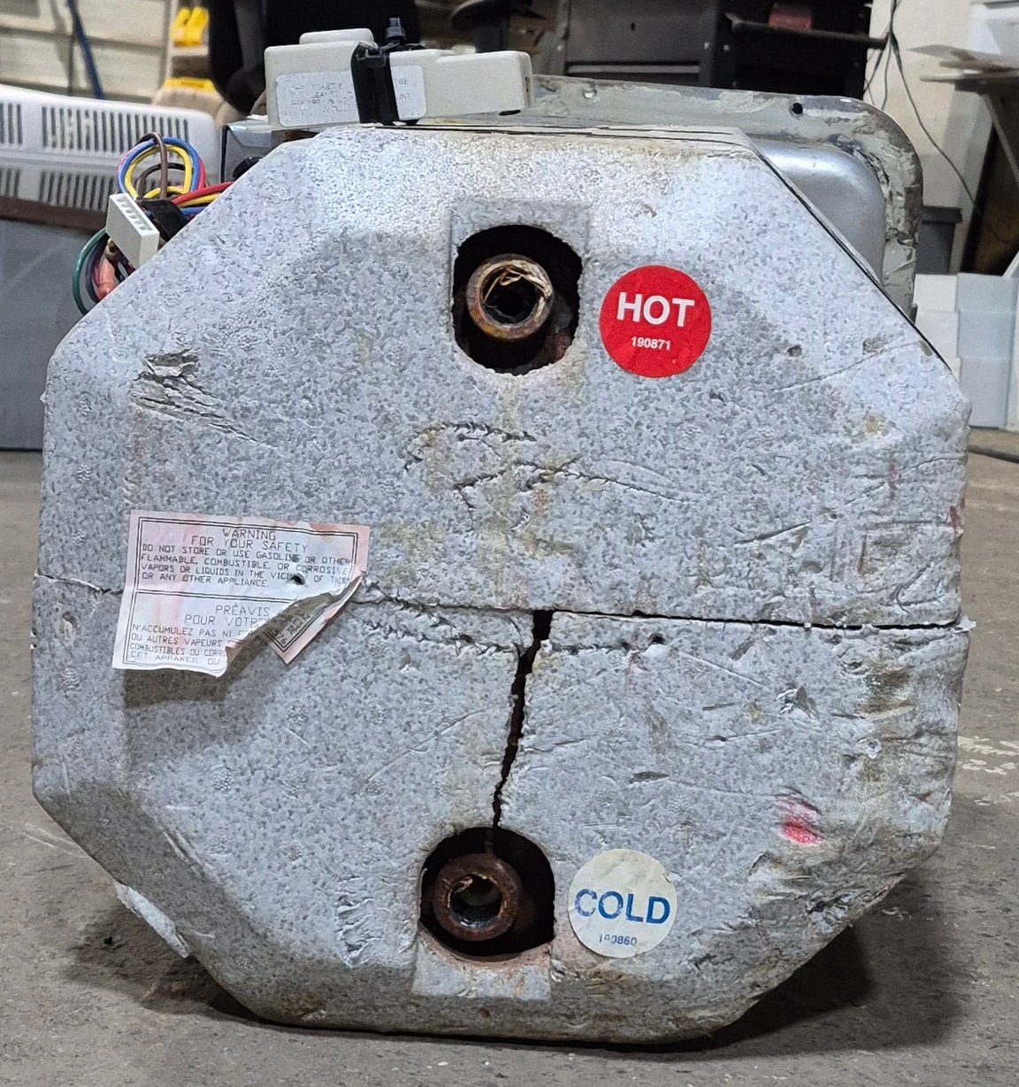 Used Complete Suburban Hot Water Heater, 6 Gal. - SW6D - Young Farts RV Parts