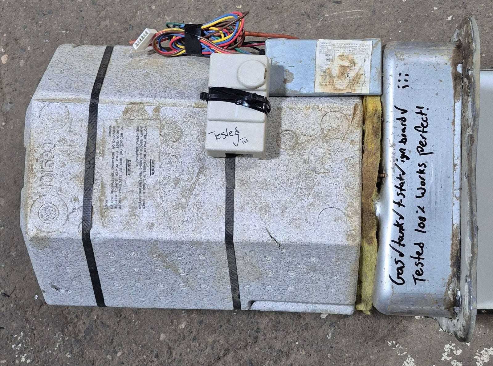 Used Complete Suburban Hot Water Heater, 6 Gal. - SW6D - Young Farts RV Parts