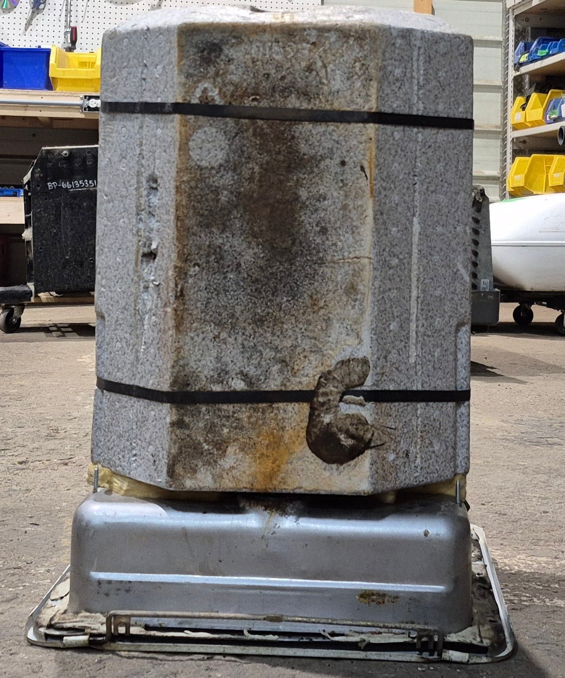 Used Complete Suburban Hot Water Heater, 6 Gal. - SW6P - Young Farts RV Parts