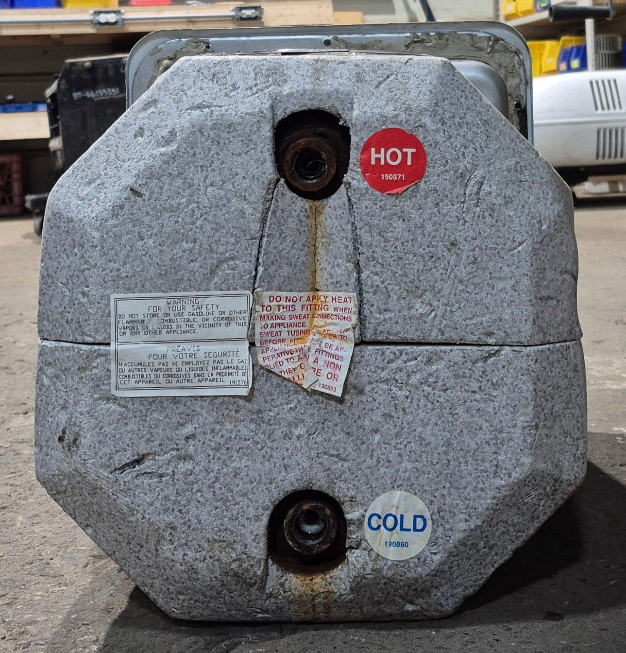 Used Complete Suburban Hot Water Heater, 6 Gal. - SW6P - Young Farts RV Parts