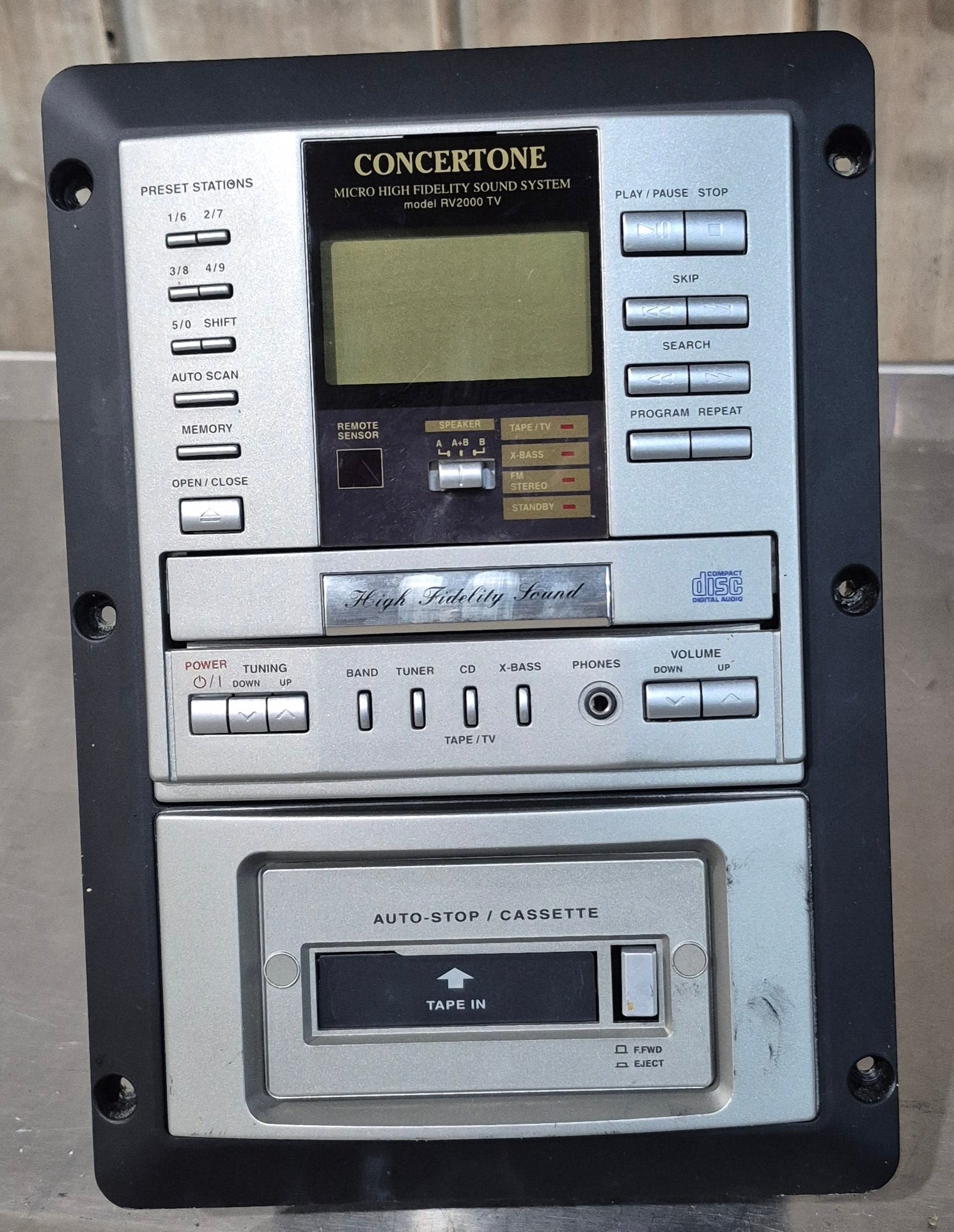 Used Concertone RV Radio - RV - 2000 - Young Farts RV Parts