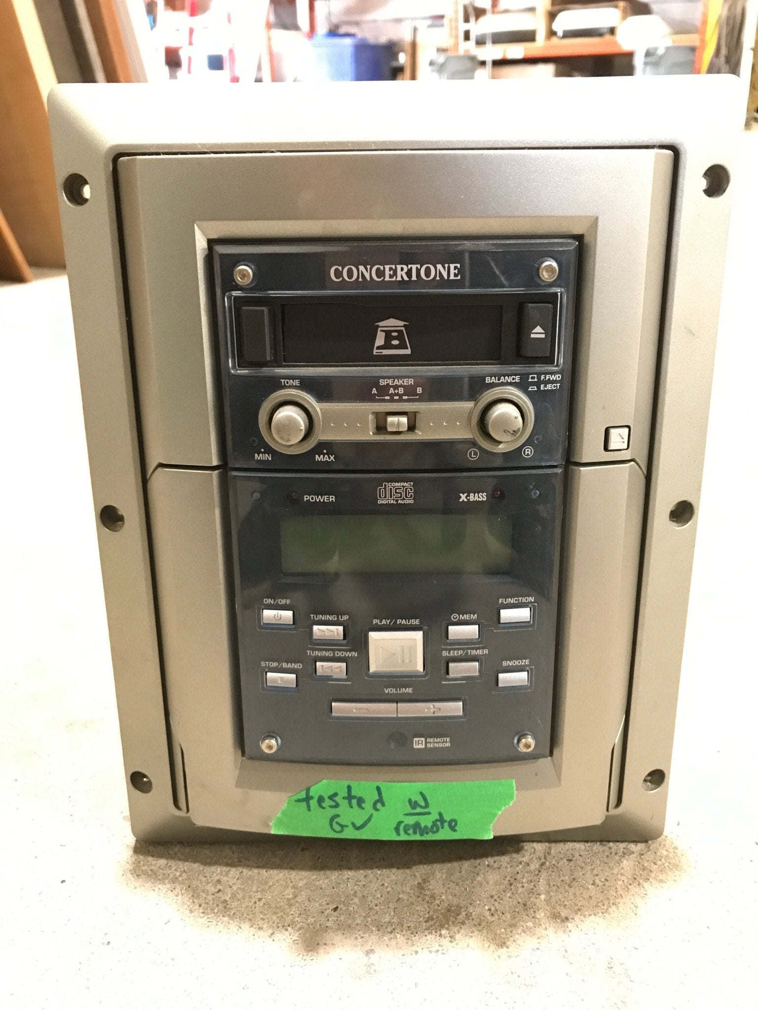 Used Concertone RV Radio RV - 2003 LNC - Young Farts RV Parts