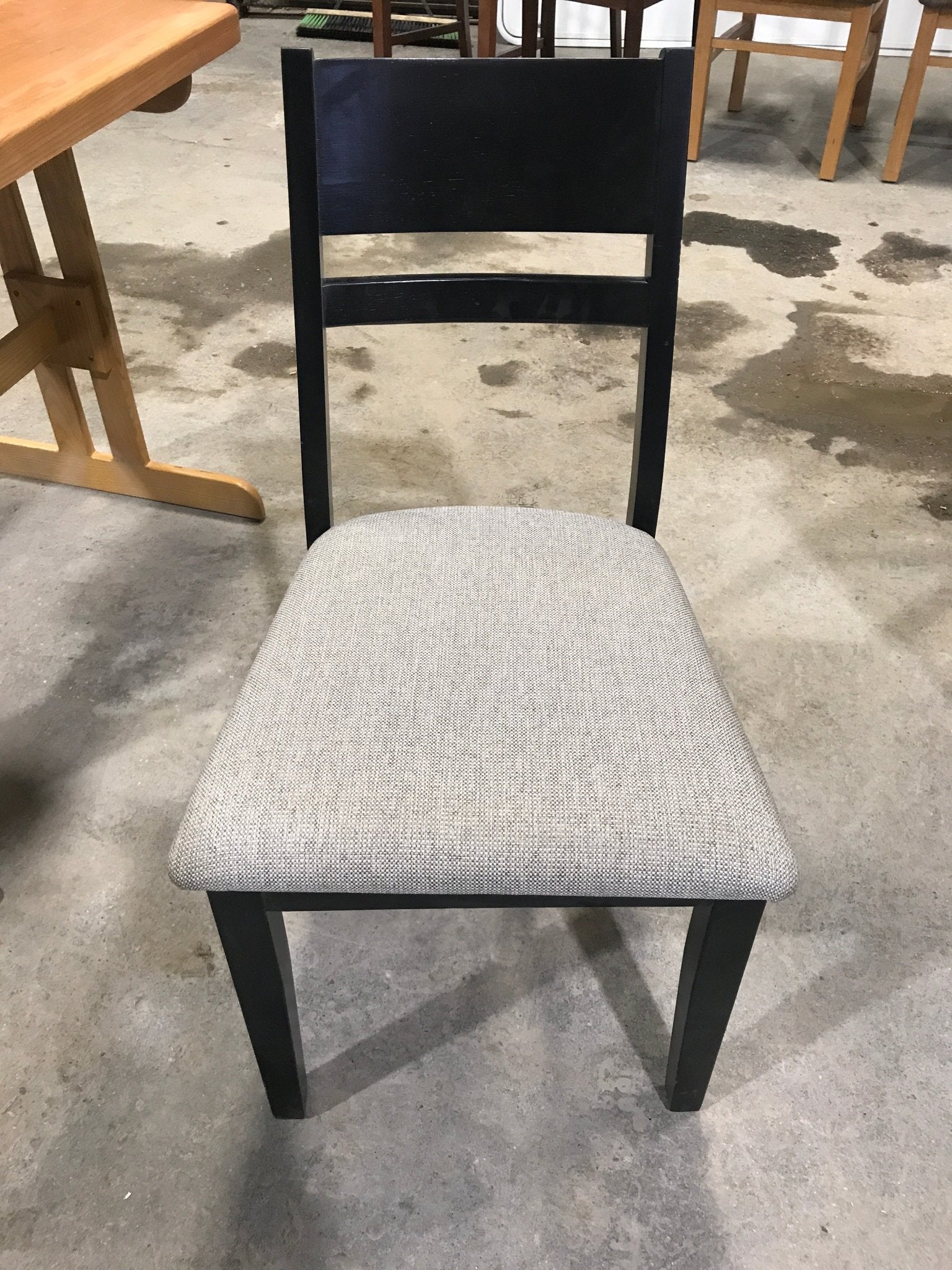 USED Dinette Chair - Young Farts RV Parts