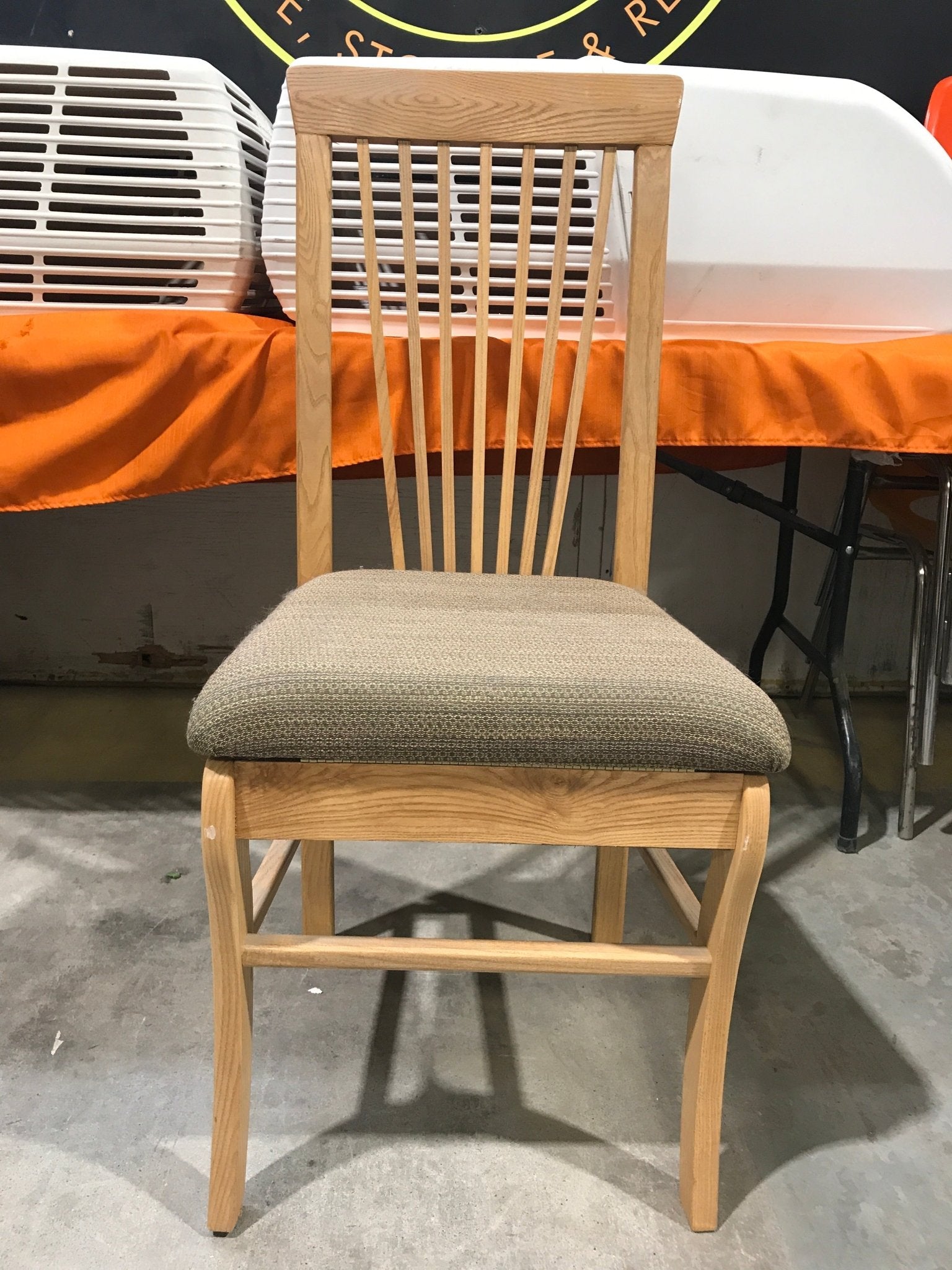 USED Dinette Chair - Young Farts RV Parts