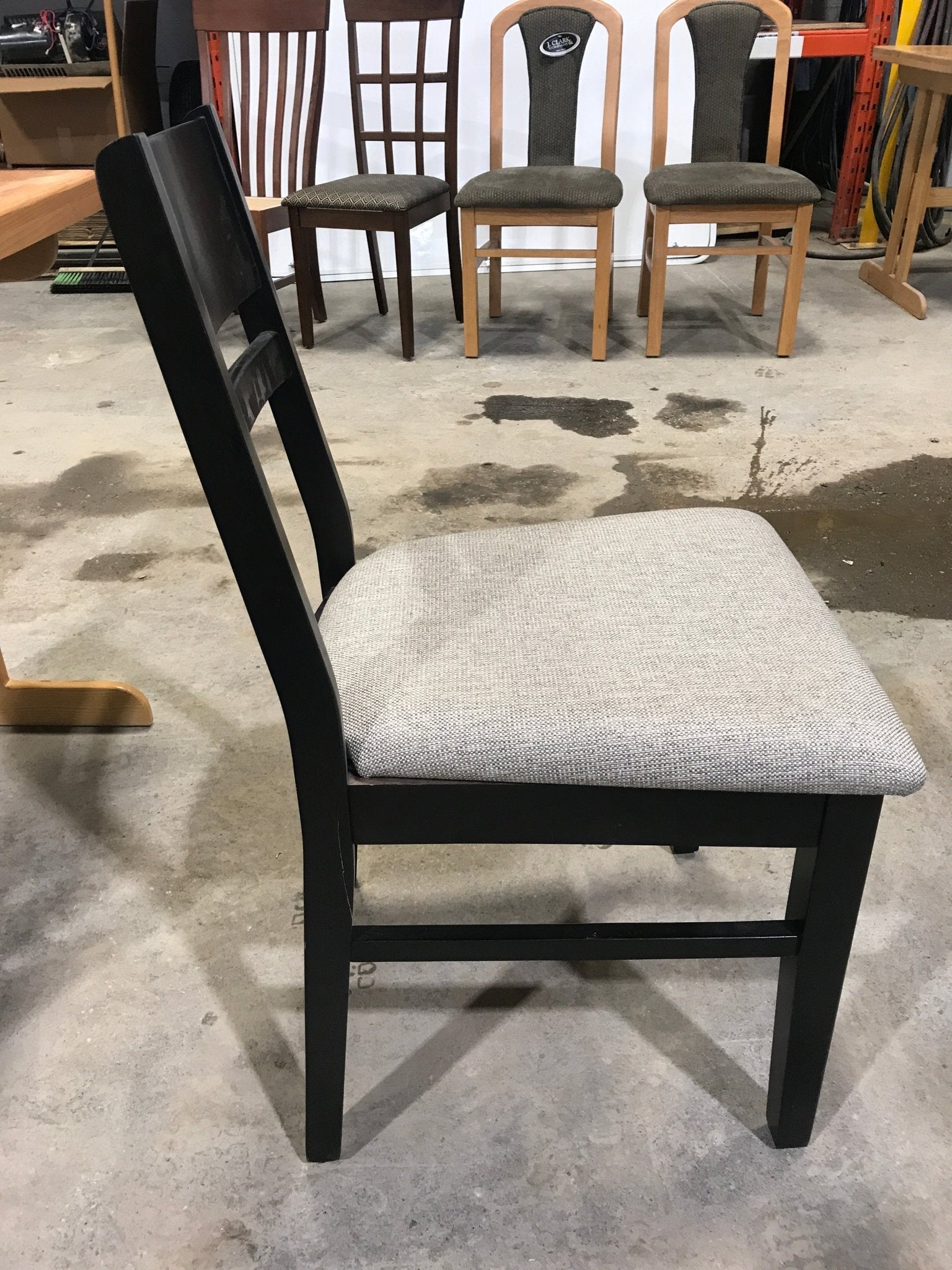 USED Dinette Chair - Young Farts RV Parts