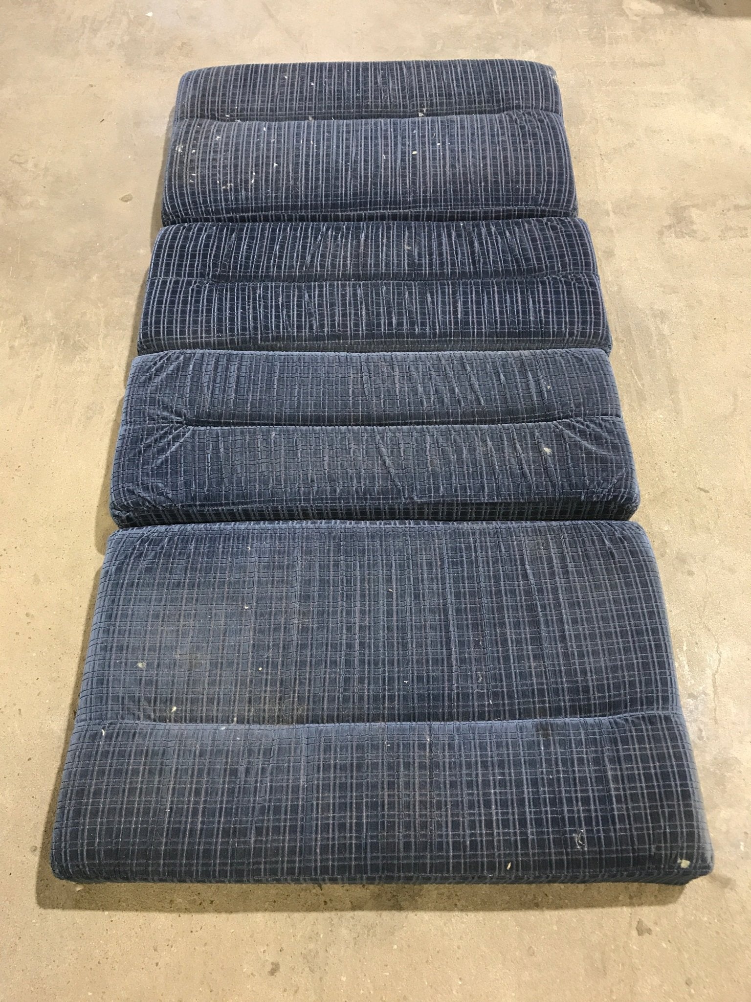 Used Dinette Cushion Set - 4 piece 2 @ 37