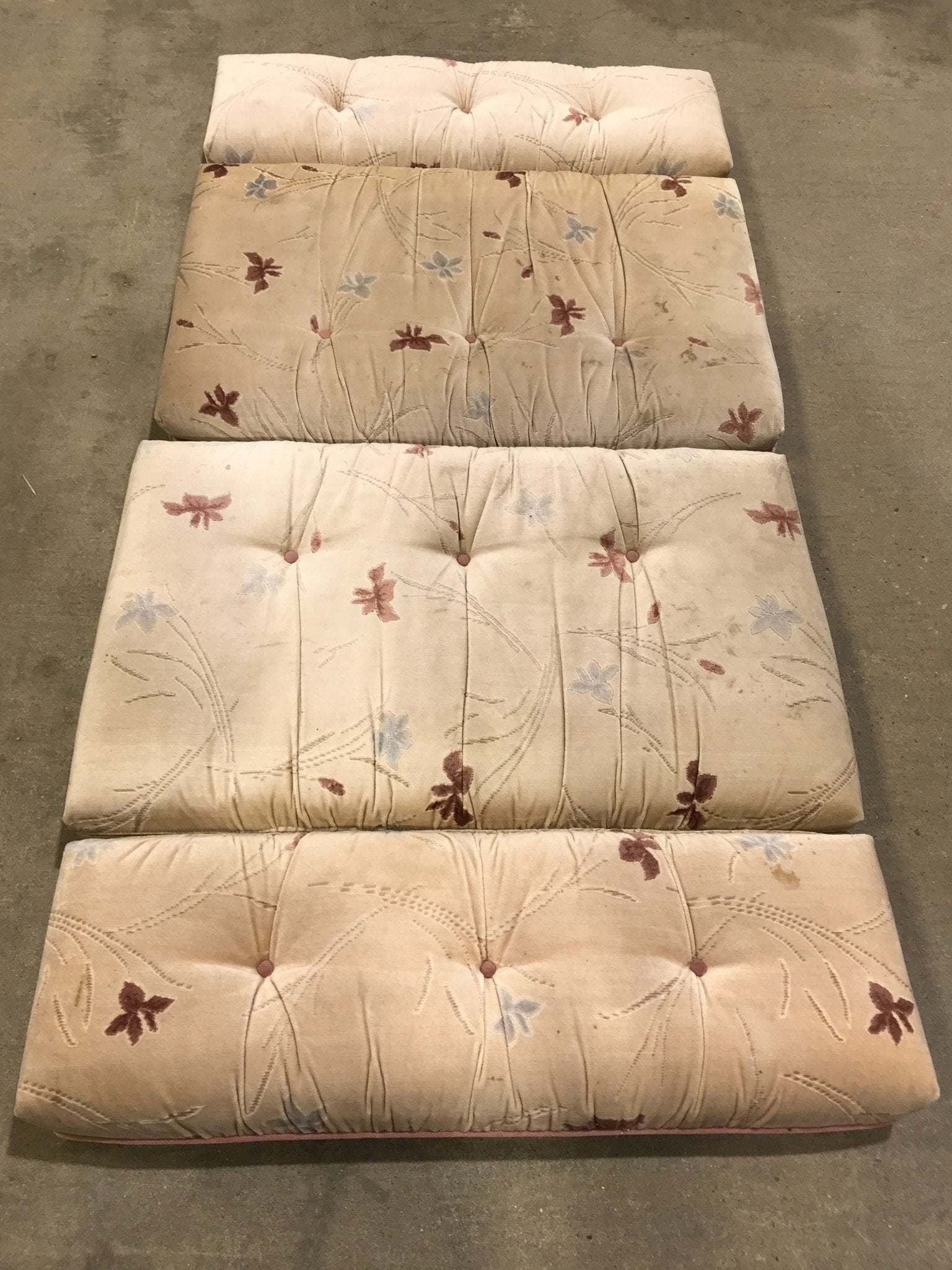 Used Dinette Cushion Set - 4 piece | 2 @ 40" X 24" X 4 1/2" D, 2 @ 40" X 12" X 4 1/2" D - Young Farts RV Parts
