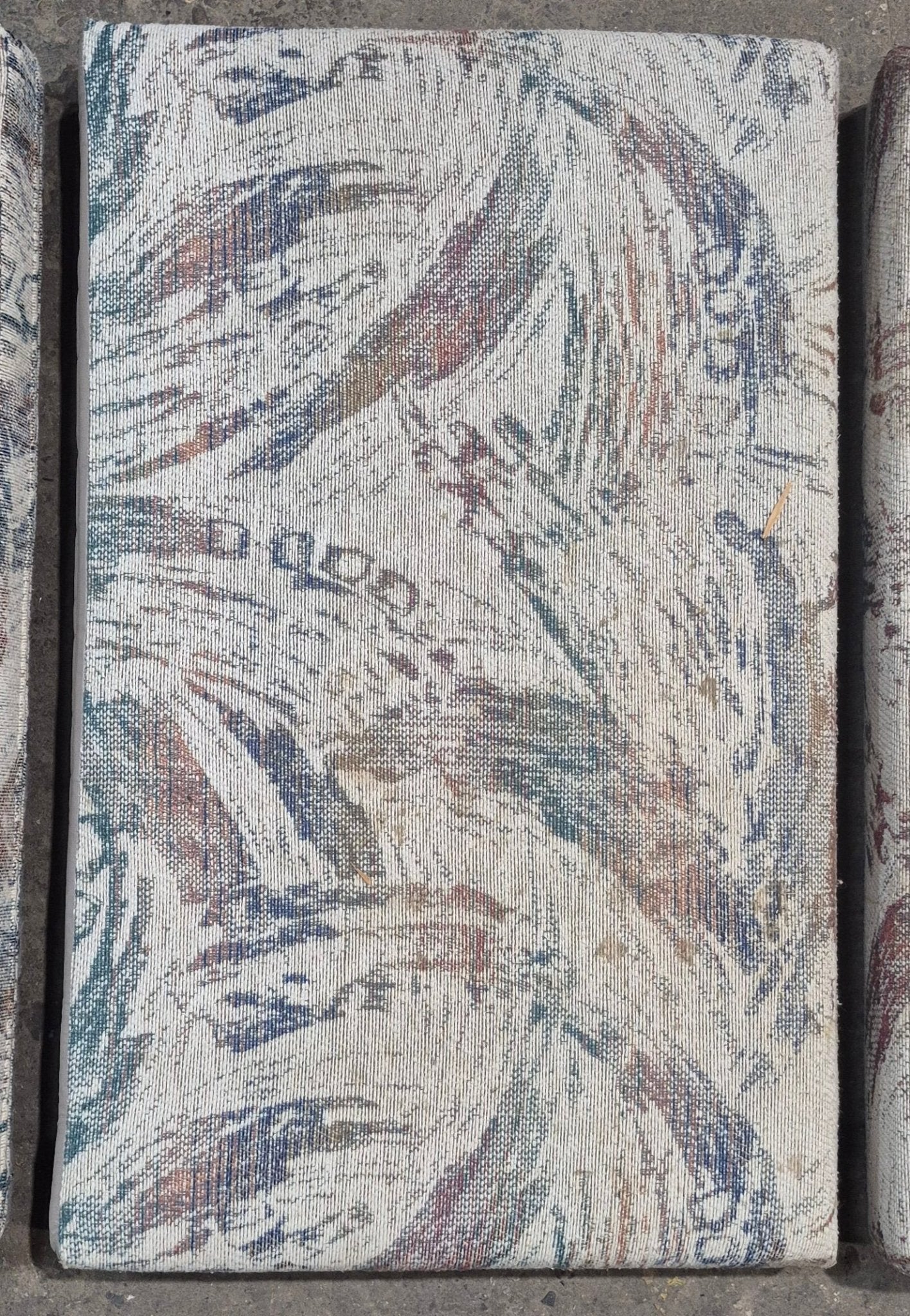 Used Dinette Cushion Set - 4 piece - 2 @ 40" x 24" x 4" D , 2 @ 40" x 13 1/2" x 4" D - Young Farts RV Parts