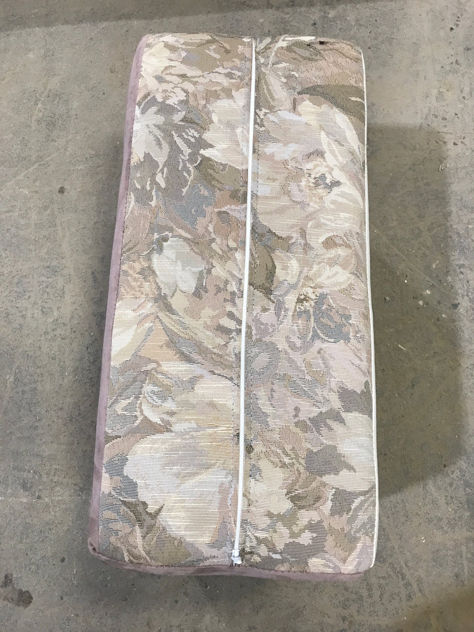 Used Dinette Cushion SINGLE - 23" X 14" X 10" D - Young Farts RV Parts