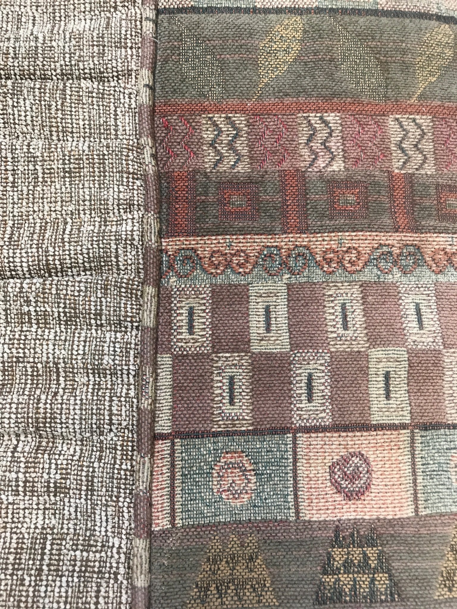 Used Dinette Cushion SINGLE - 40" X 21" X 5" D - Young Farts RV Parts