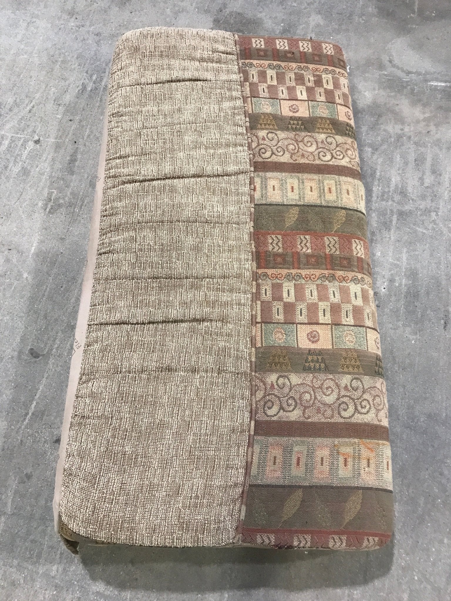 Used Dinette Cushion SINGLE - 40" X 21" X 5" D - Young Farts RV Parts