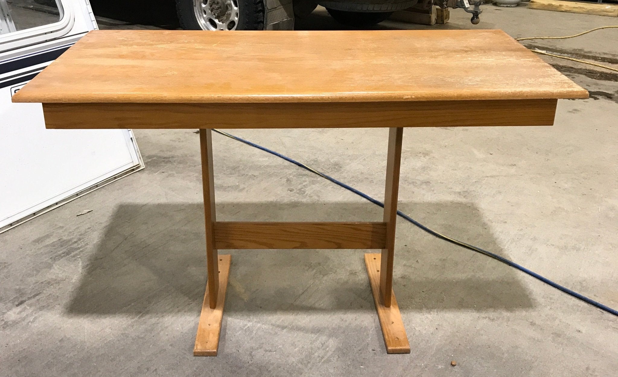 USED Dining Table - Young Farts RV Parts