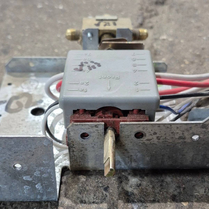 Used Dometic 3 - Way Selector Switch and Manual Gas Valve, With Bracket - 2932614015 - Young Farts RV Parts