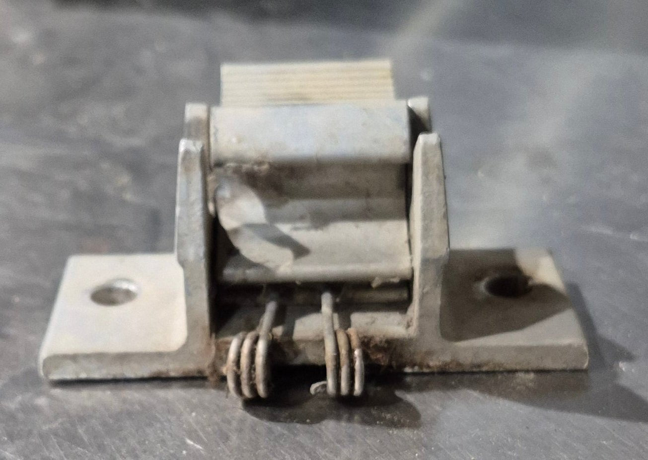 Used Dometic 8500 Awning Bottom Mounting Bracket - Young Farts RV Parts