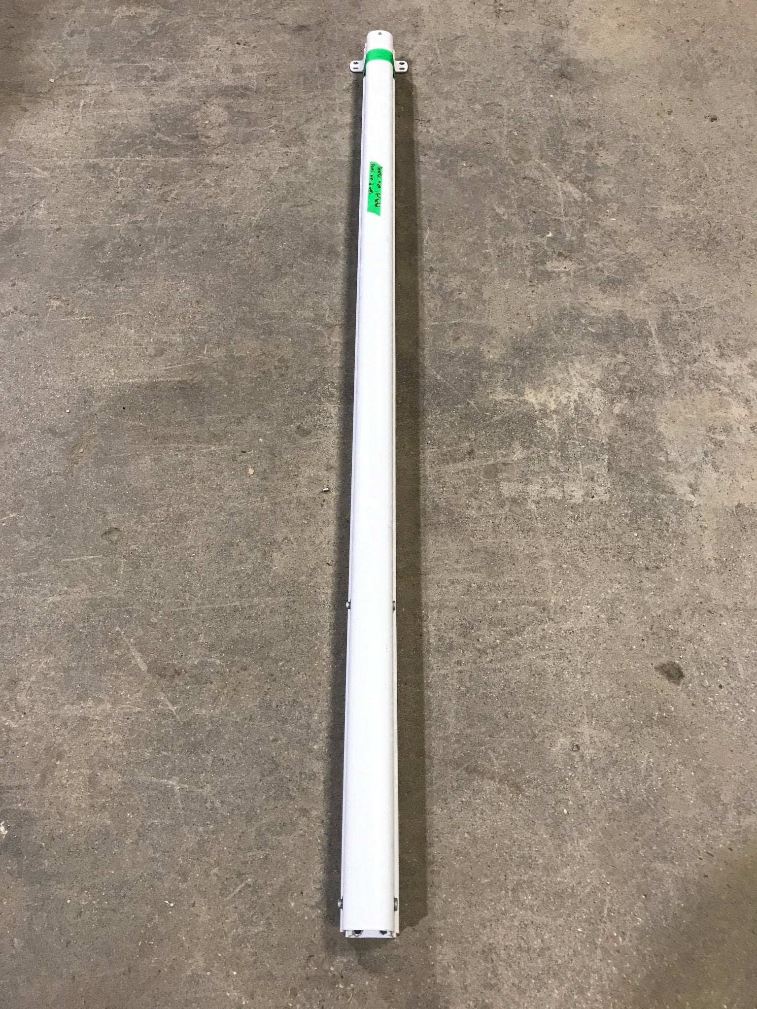 Used Dometic 9100 Power Awning Arm - Young Farts RV Parts