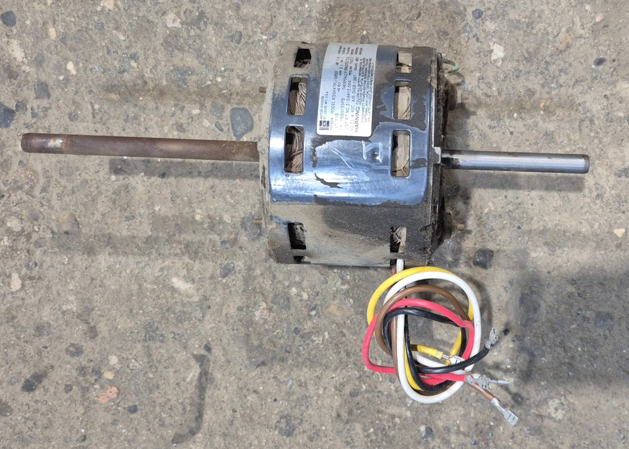 Used Dometic A/C Blower Motor - Young Farts RV Parts