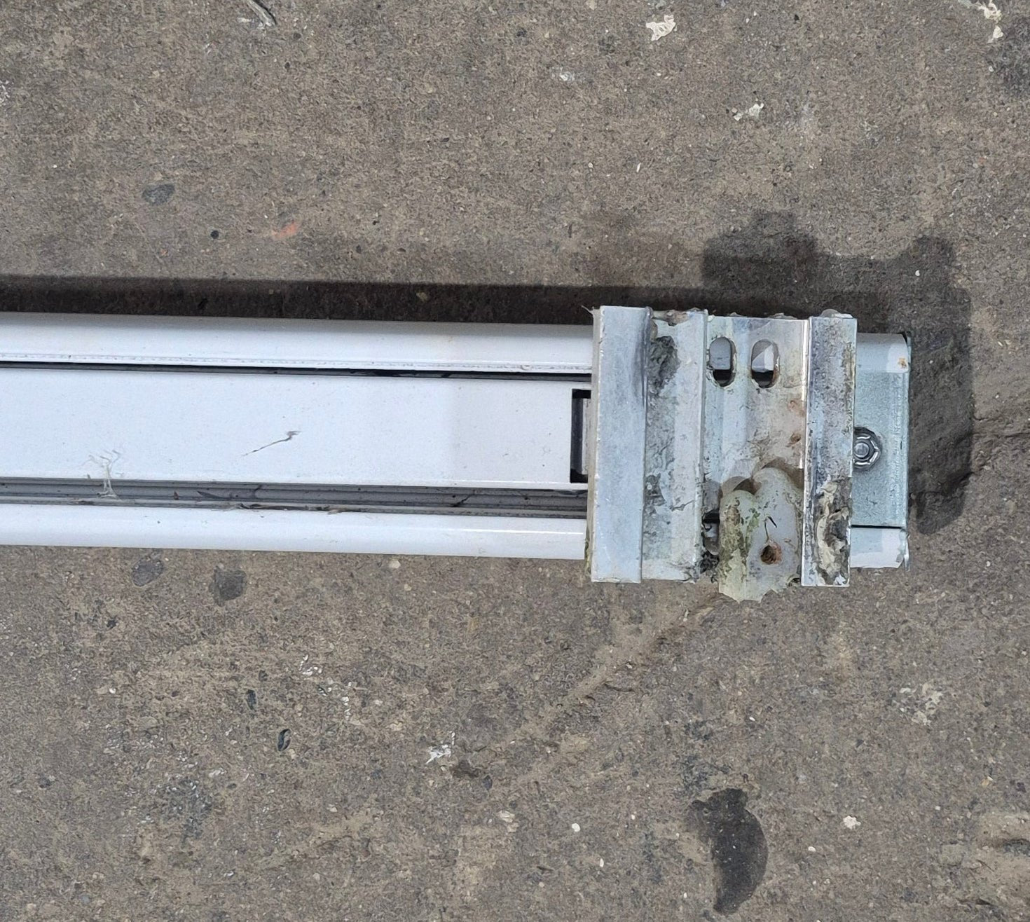Used Dometic / A&E 8500 Awning Single Manual Arm - Young Farts RV Parts