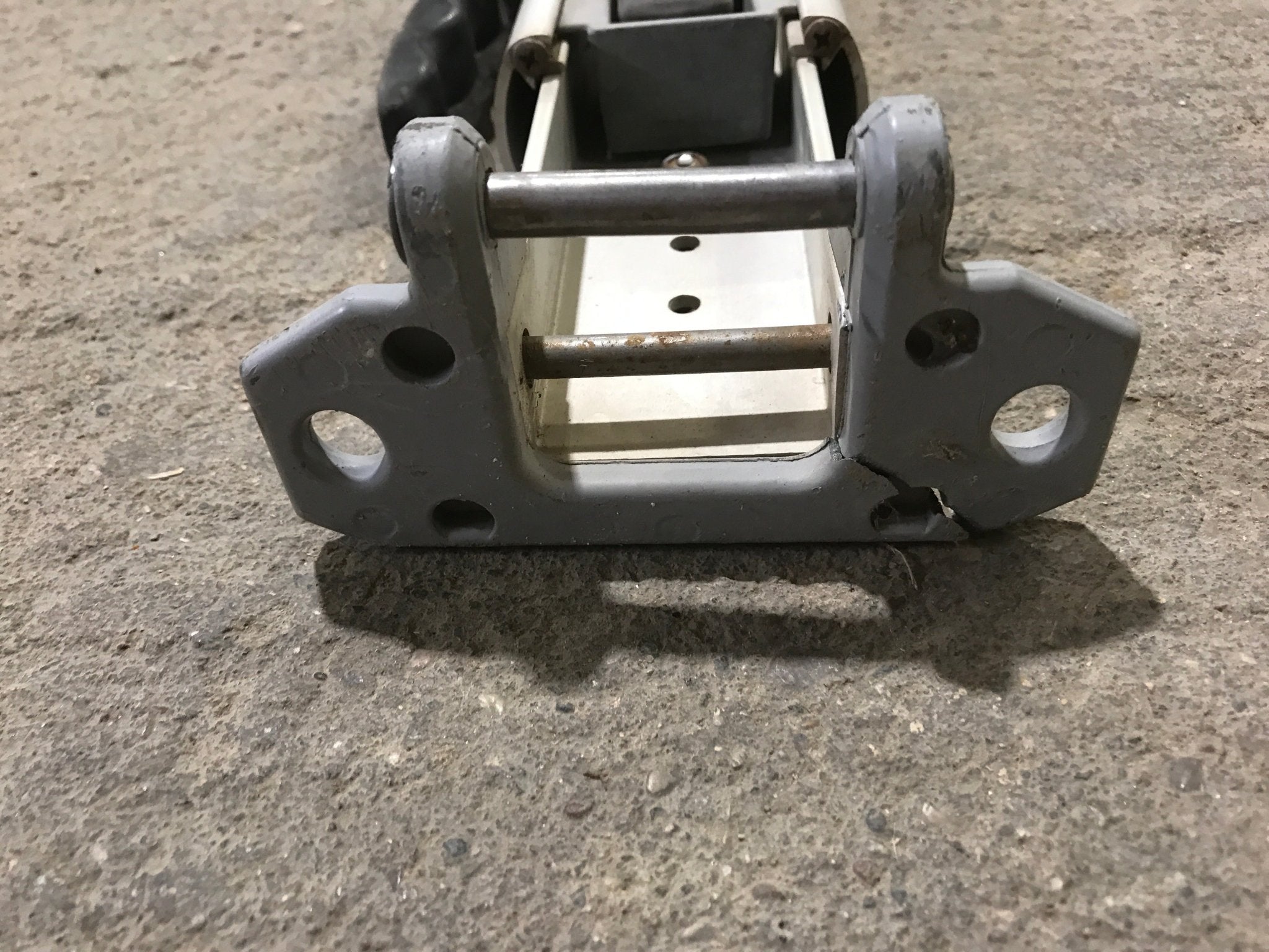 Used Dometic / A&E 8500 Awning Single Manual Arm - Young Farts RV Parts