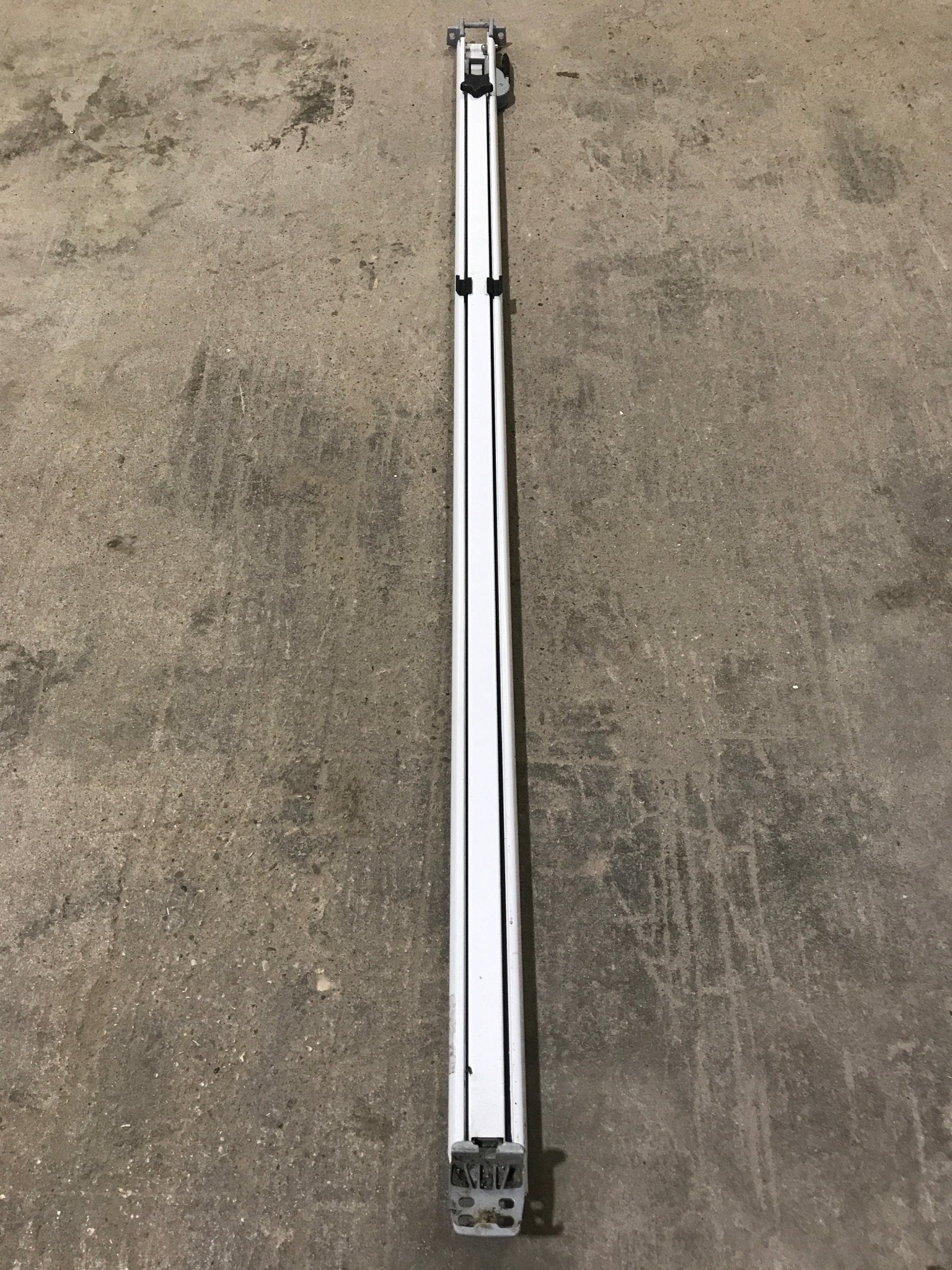 Used Dometic / A&E 8500 Awning Single Manual Arm - Young Farts RV Parts