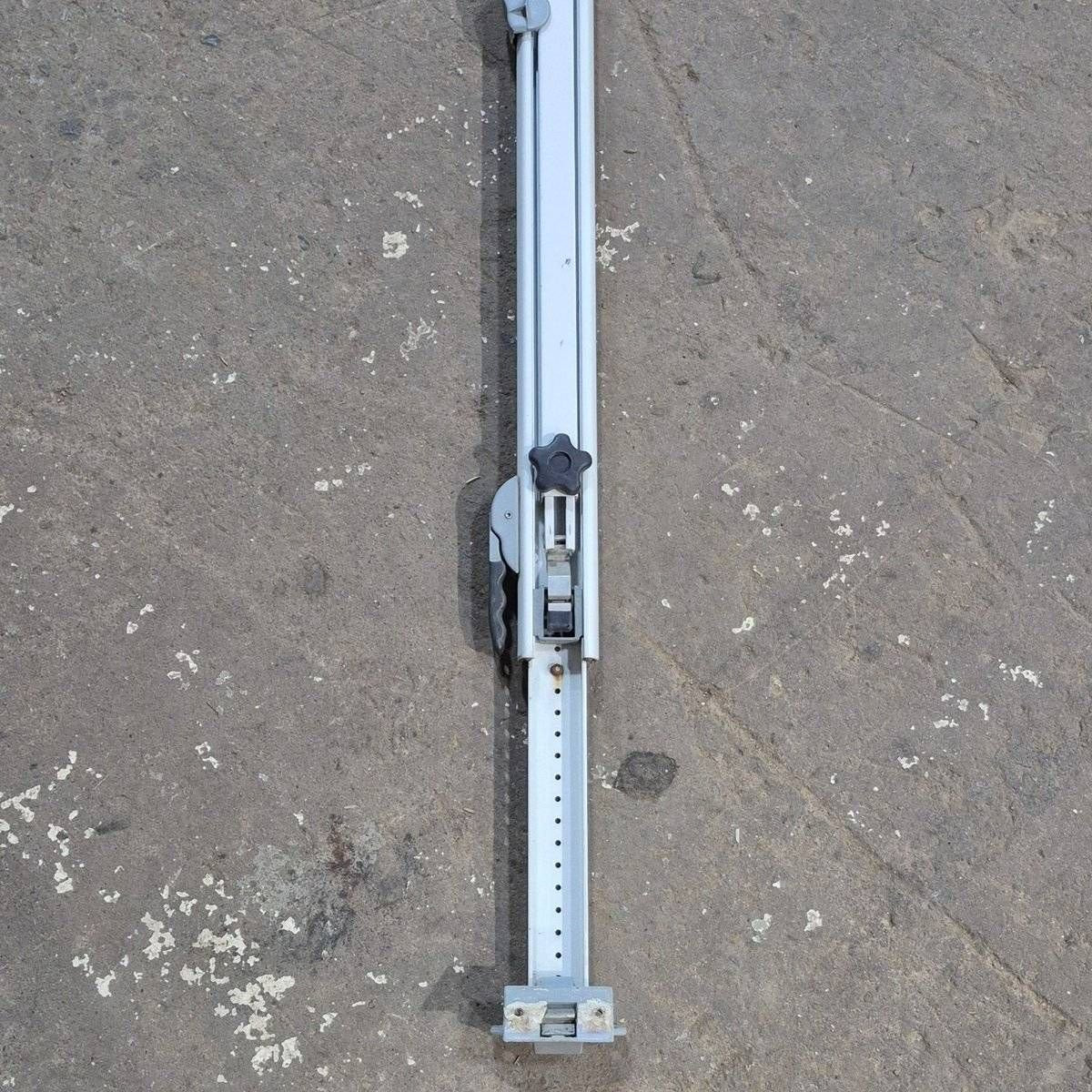 Used Dometic / A&E 8500 Manual Awning Arm, Tall, White - 8480000.401B - Young Farts RV Parts