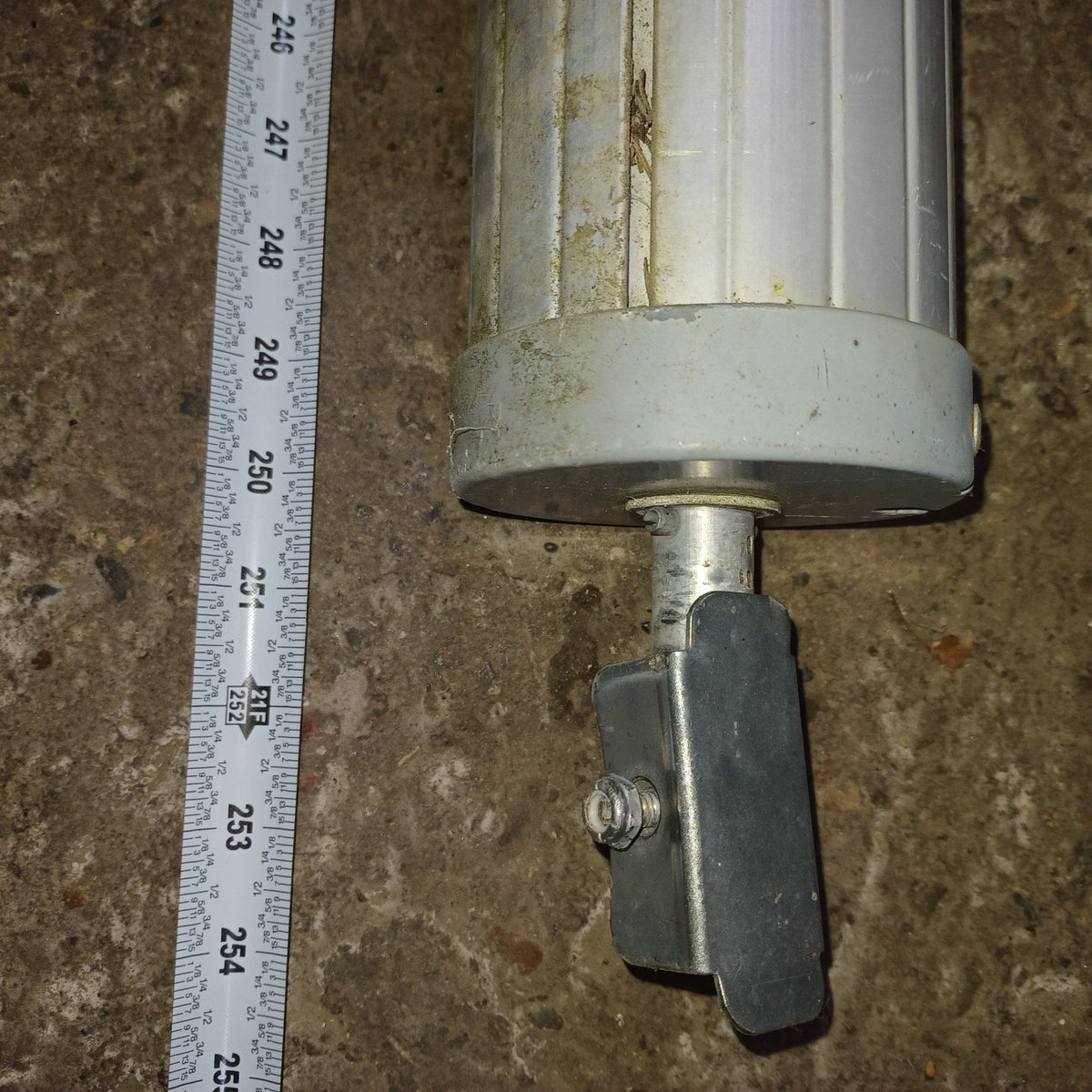 Used Dometic / A&E Awning Roller Tube with Spring 21F ft - 8500 - Young Farts RV Parts