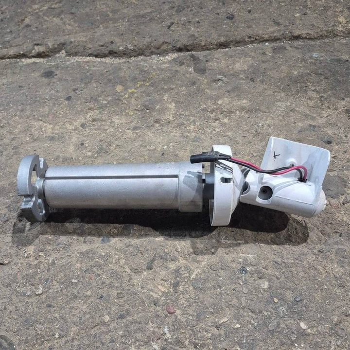 Used Dometic/ A&E Drive Head Assembly, White - WeatherPro , 3307923.115B - Young Farts RV Parts