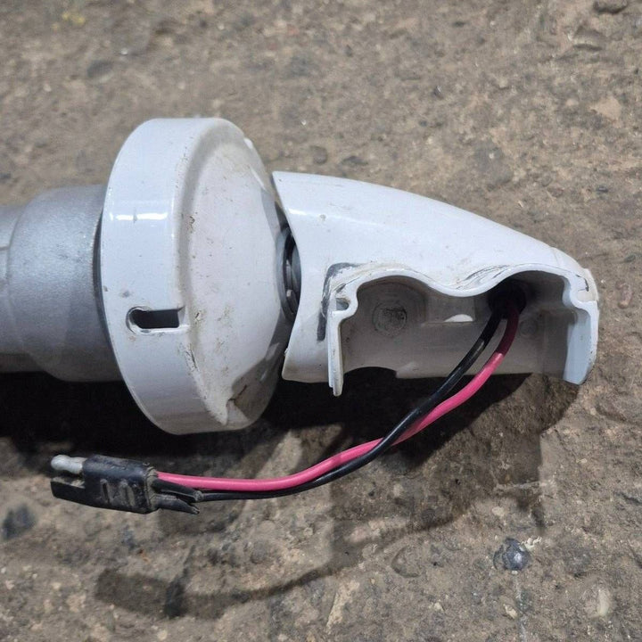 Used Dometic/ A&E Drive Head Assembly, White - WeatherPro , 3307923.115B - Young Farts RV Parts