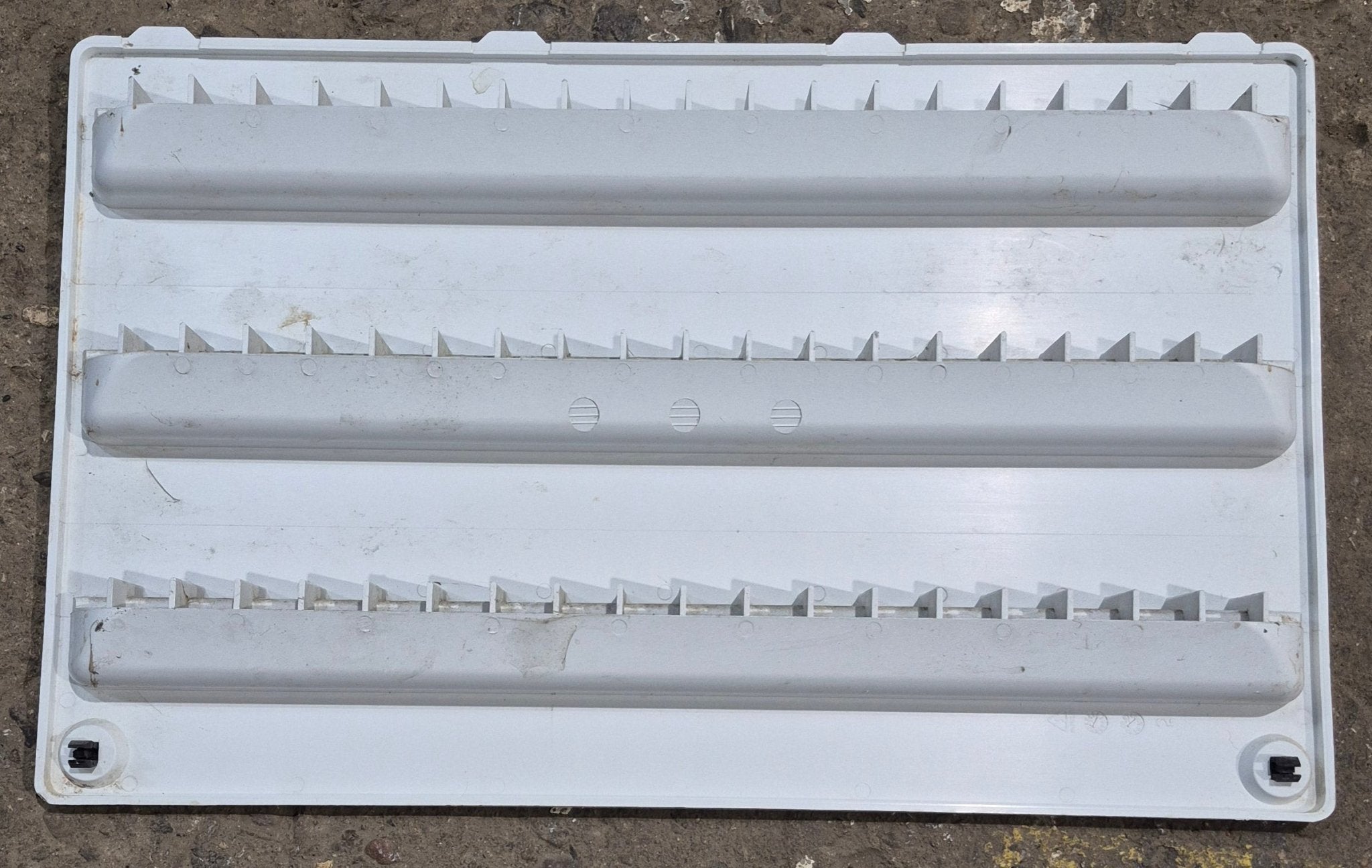 Used Dometic Air Intake Side Refrigerator Vent, White, No Frame - 3102277.021 - Young Farts RV Parts