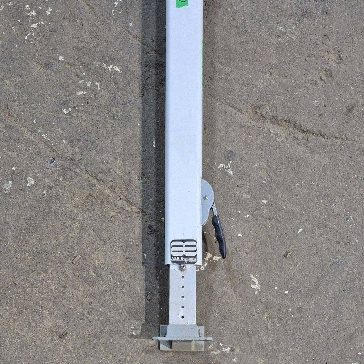 Used Dometic Awning Arm, 8500 Series, White, 61" - Young Farts RV Parts